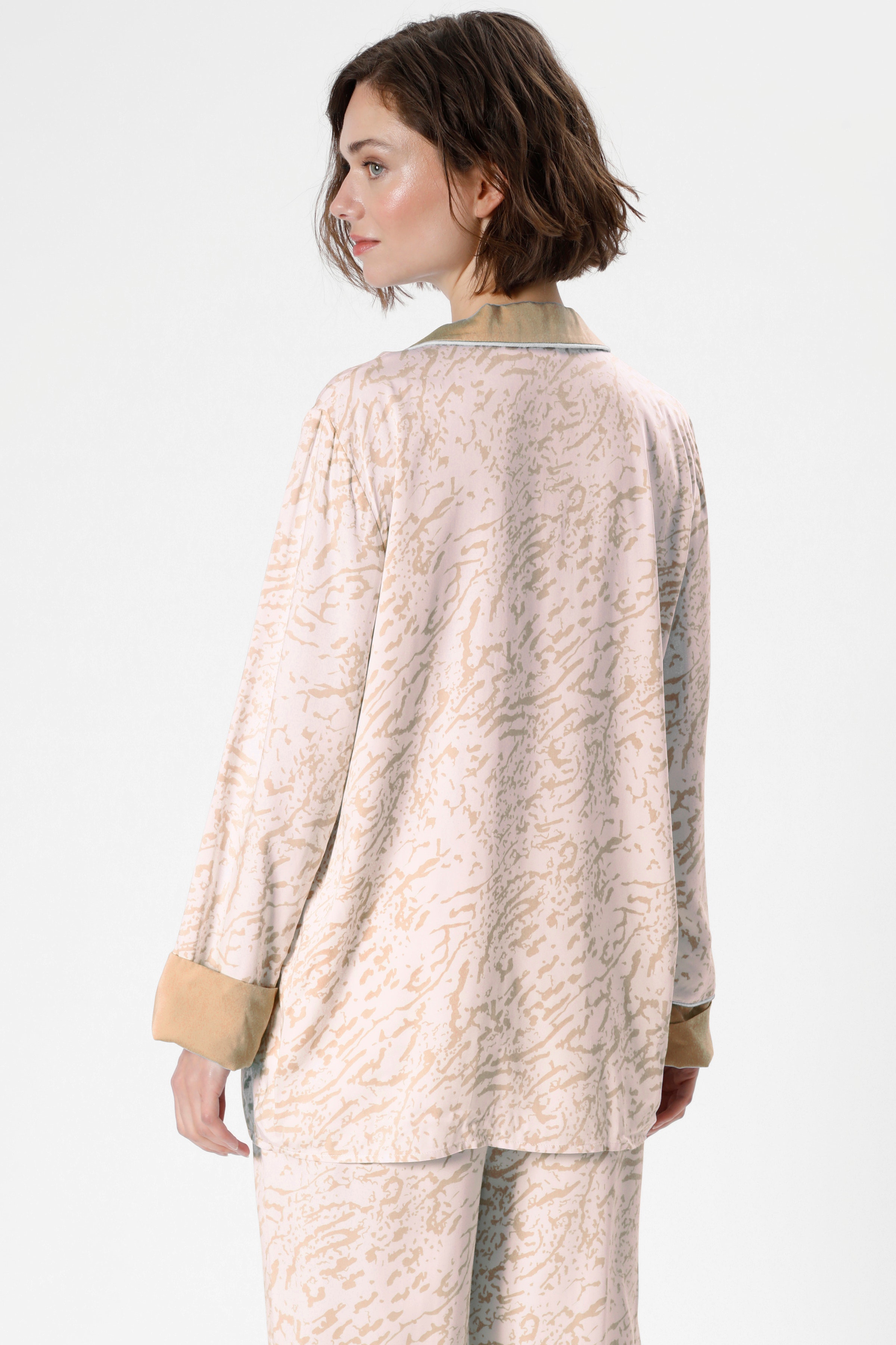 AlbieKB Nightwear LOOKBOOK BACK 10103728-102299