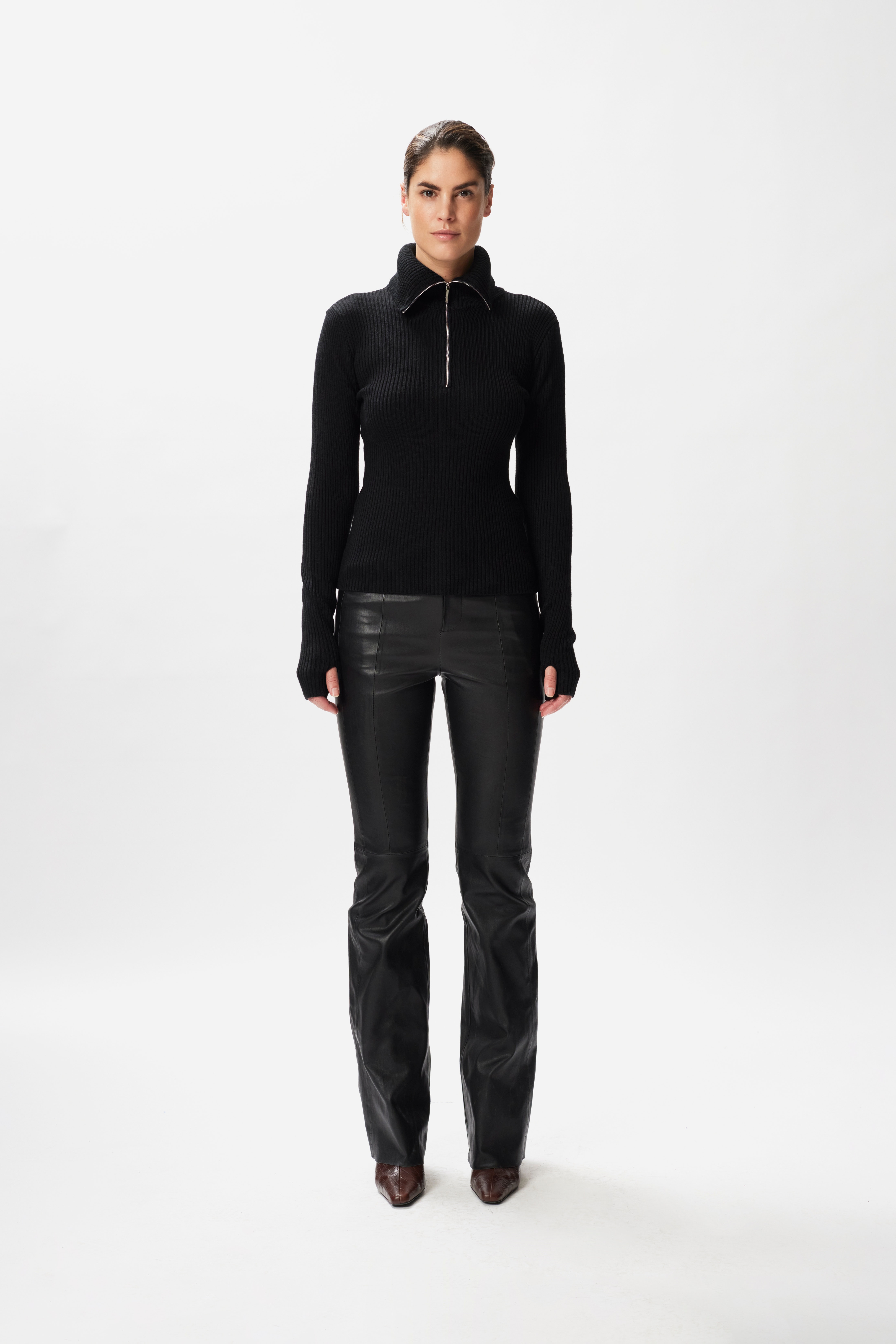 ElinorGZ Stickad pullover LOOKBOOK FRONT 10905534-100017