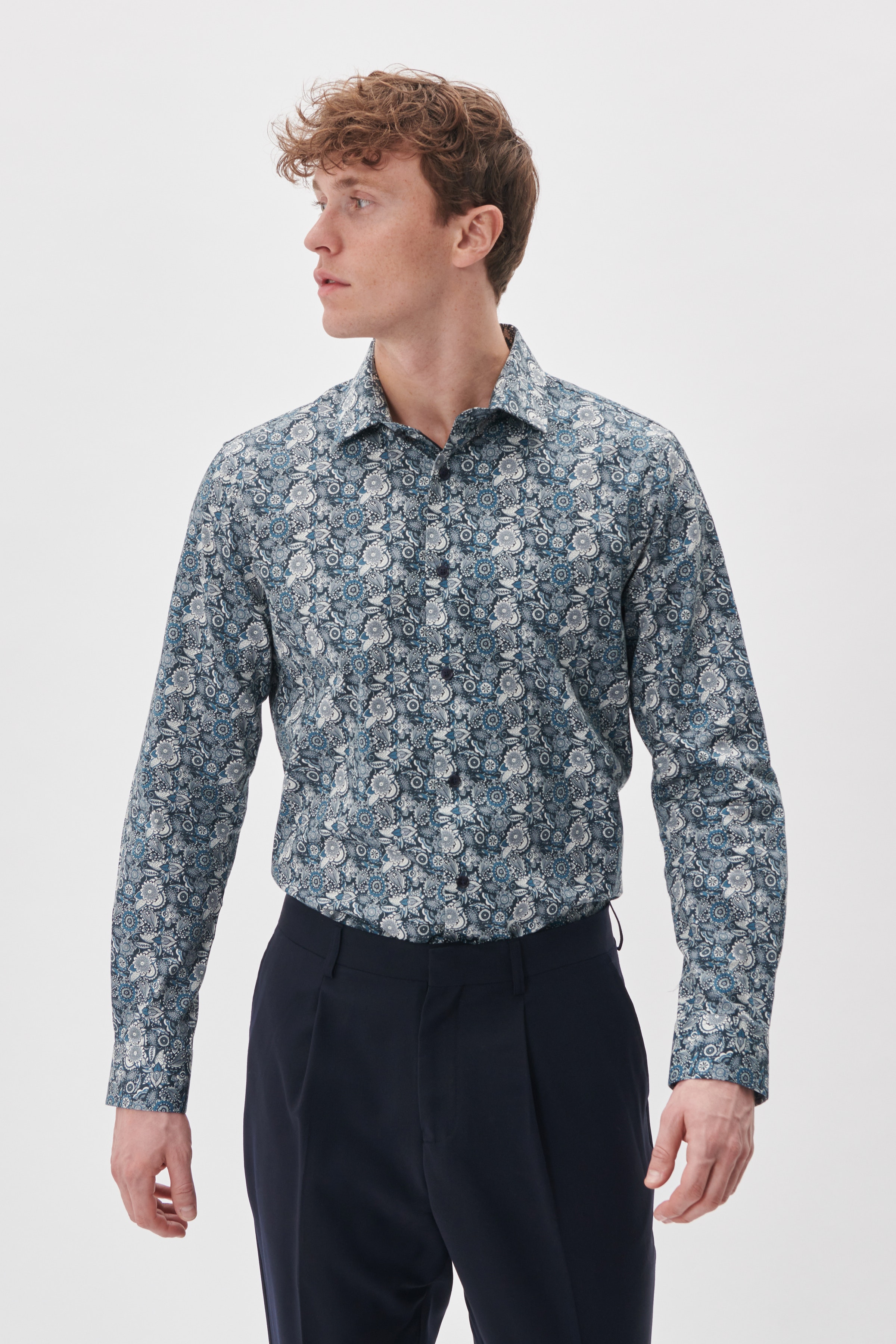 MAtrostol Shirt LOOKBOOK FRONT 30207542-183923