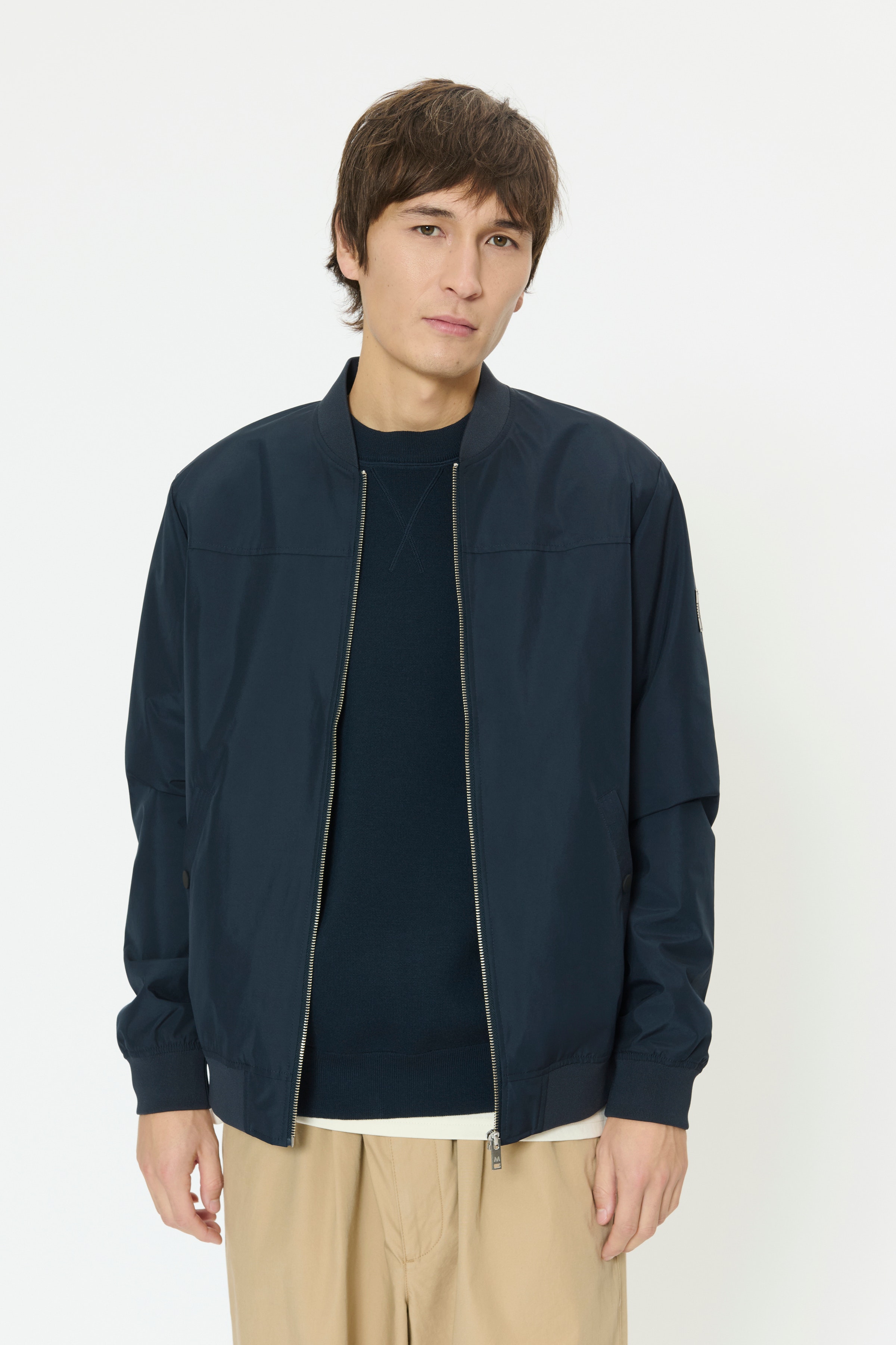 MAclay Bomber Jacket LOOKBOOK FRONT 30205869-194011