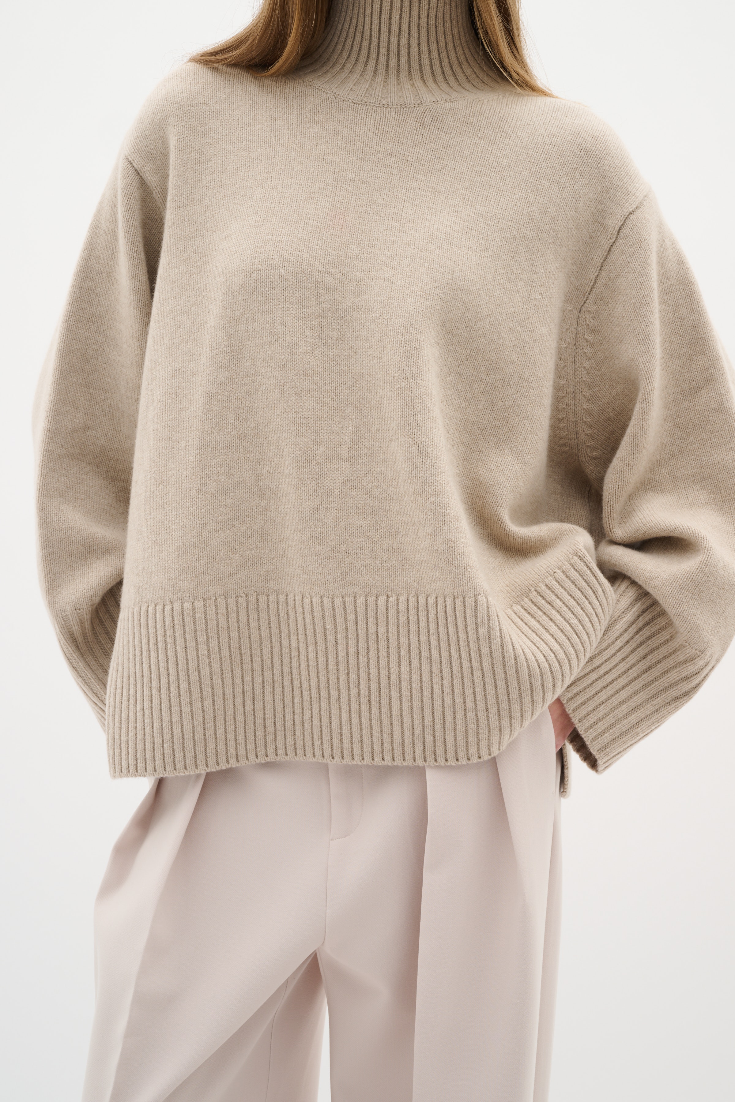 GeaIW Pullover LOOKBOOK FRONT 30111019-1304031