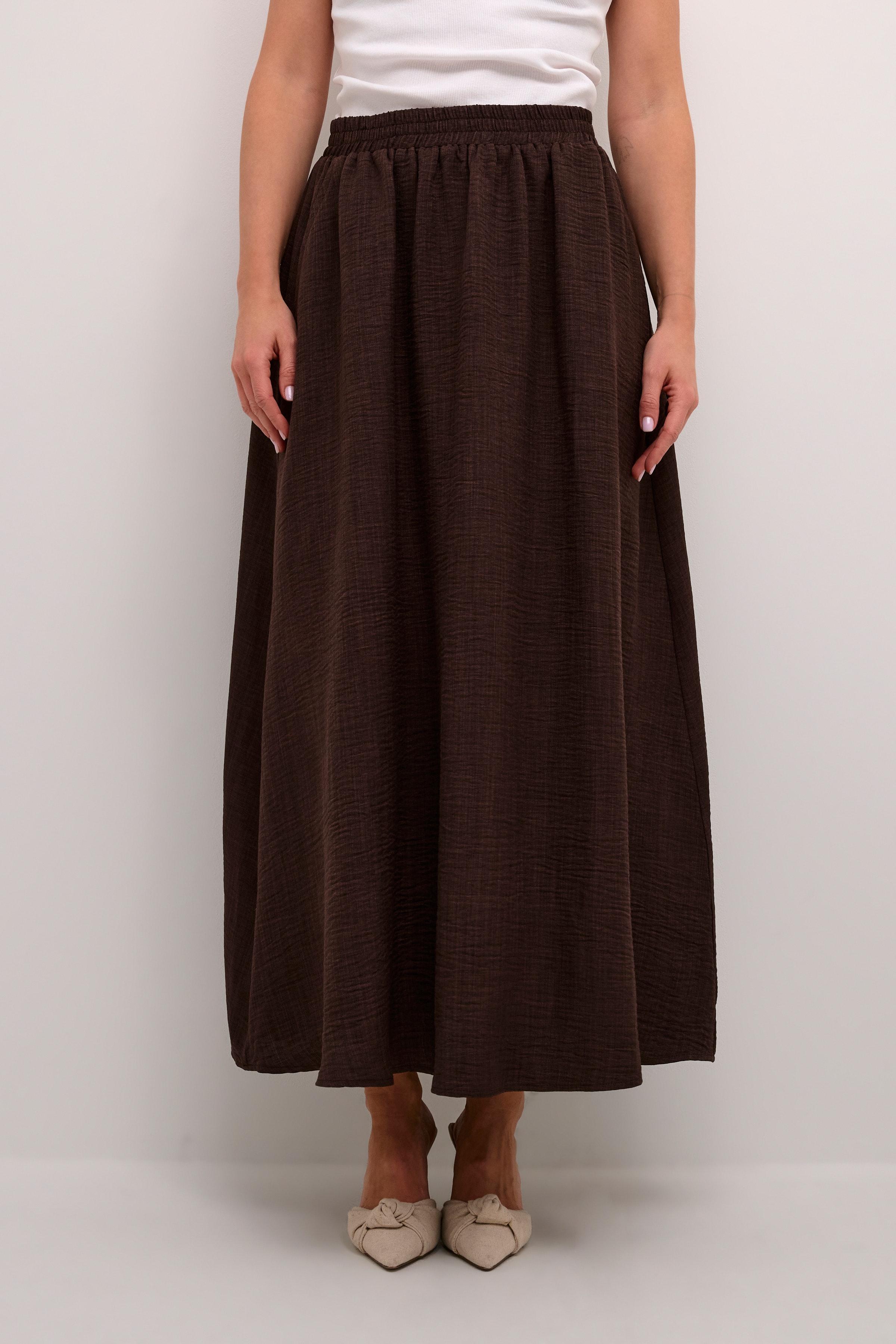 KAellen Skirt LOOKBOOK FRONT 10509208-106589