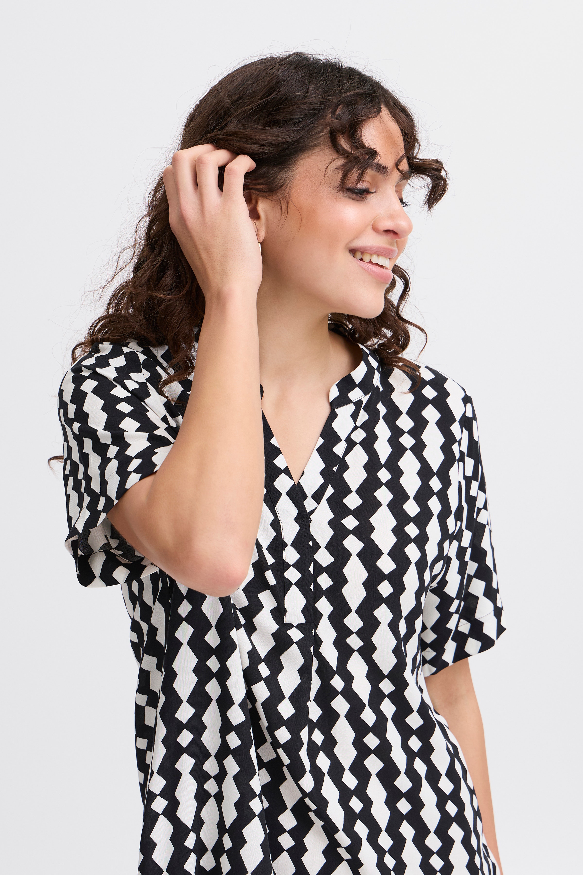 FRHEAT Tunic LOOKBOOK DETAIL 20615608-204764