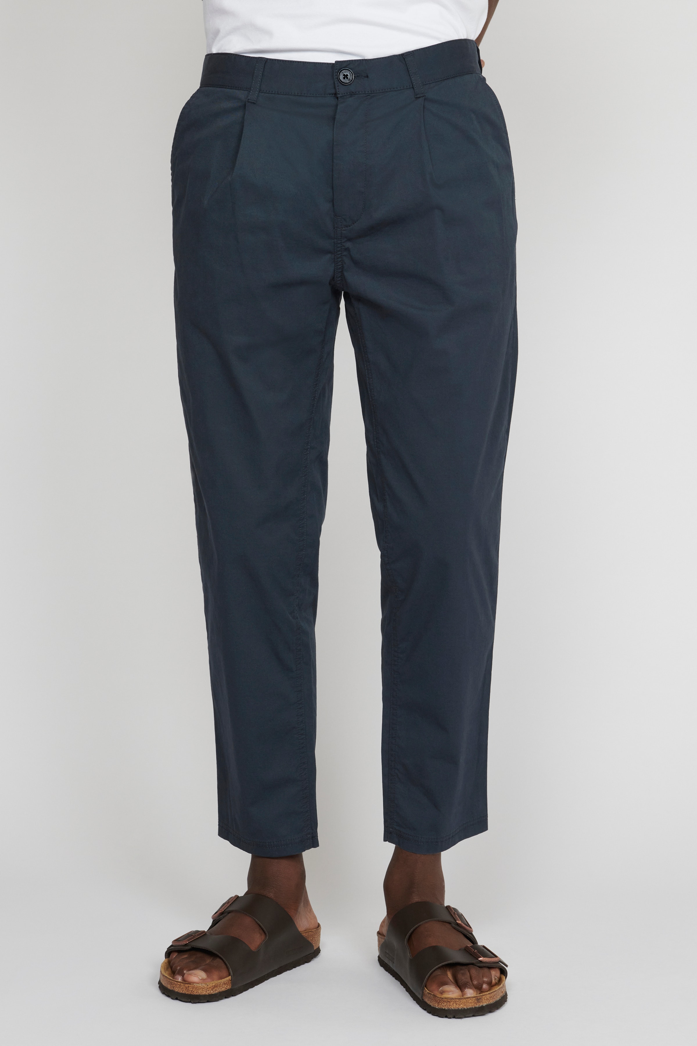 MAcolton Trousers LOOKBOOK FRONT 30206614-194011