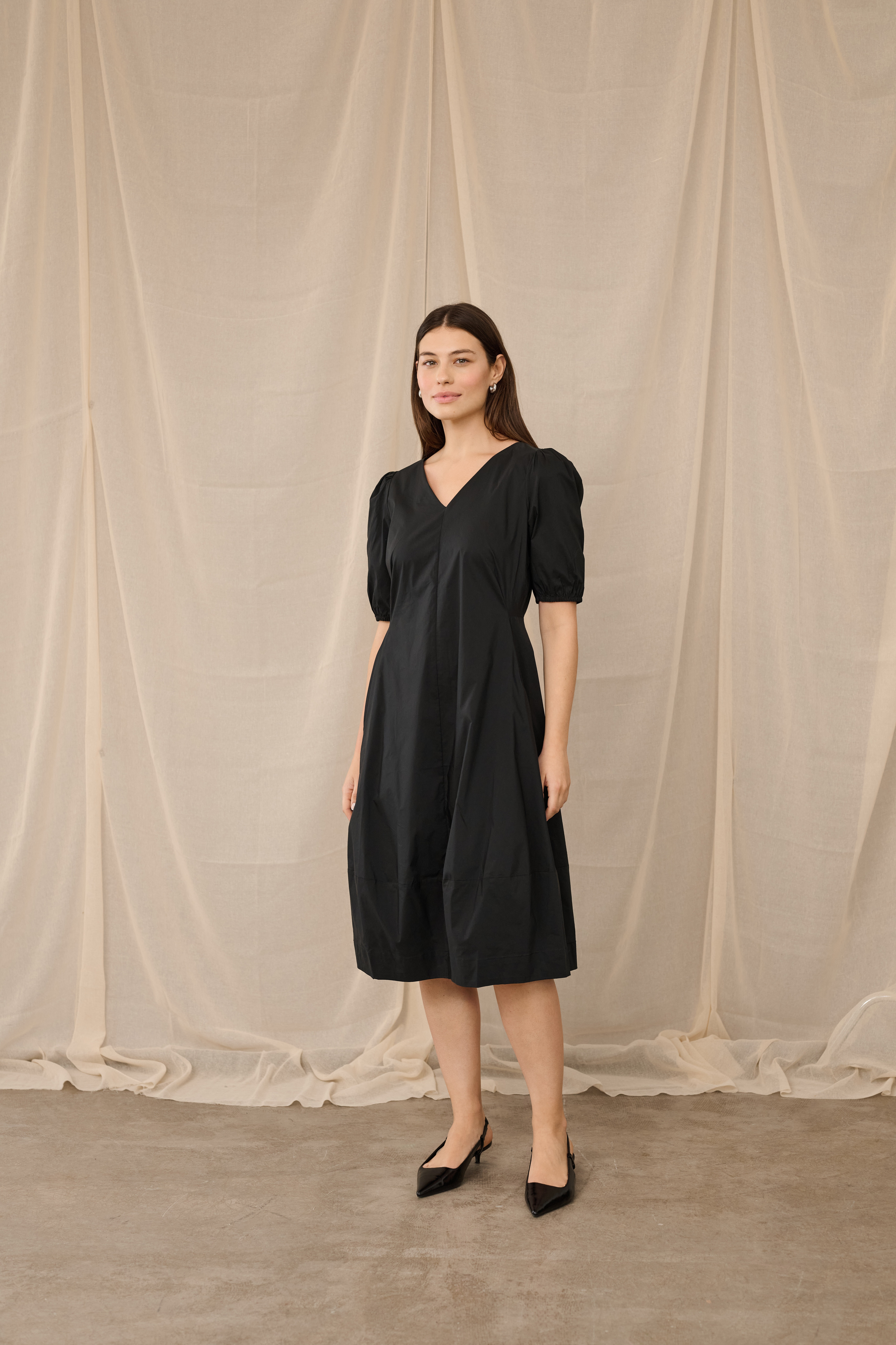 CUantoinett Dress LOCATION NONE 50109184-500012