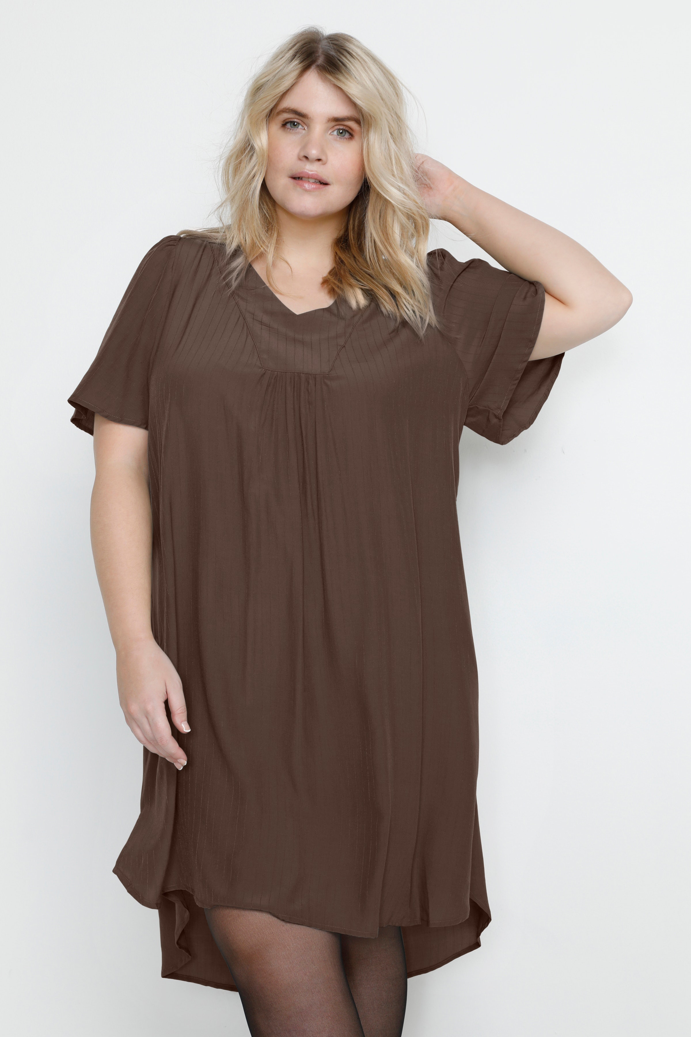 KCjoanna Dress LOOKBOOK FRONT 10581002-191016