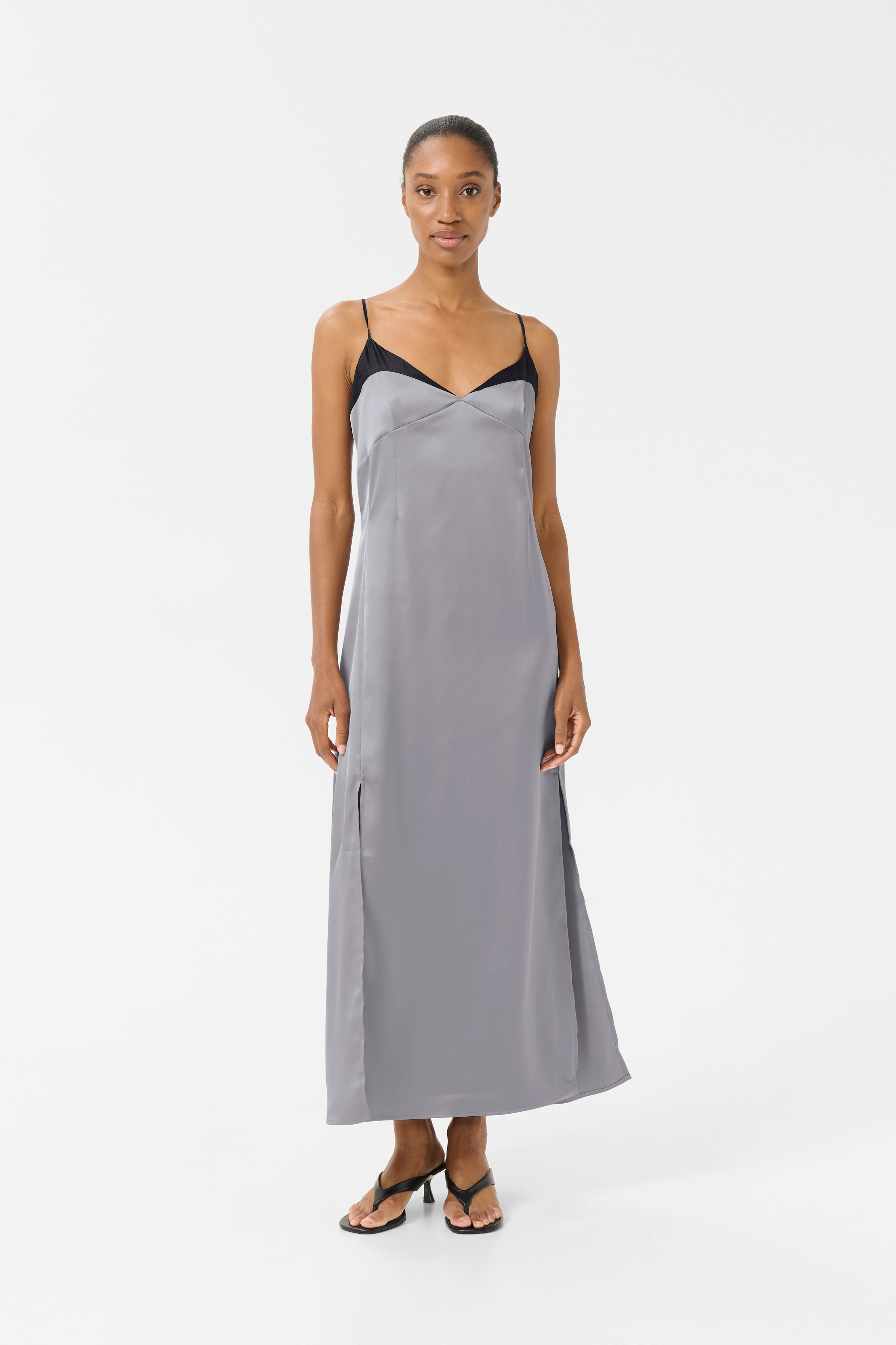 GZemery Kjole LOOKBOOK FRONT 10910435-170207