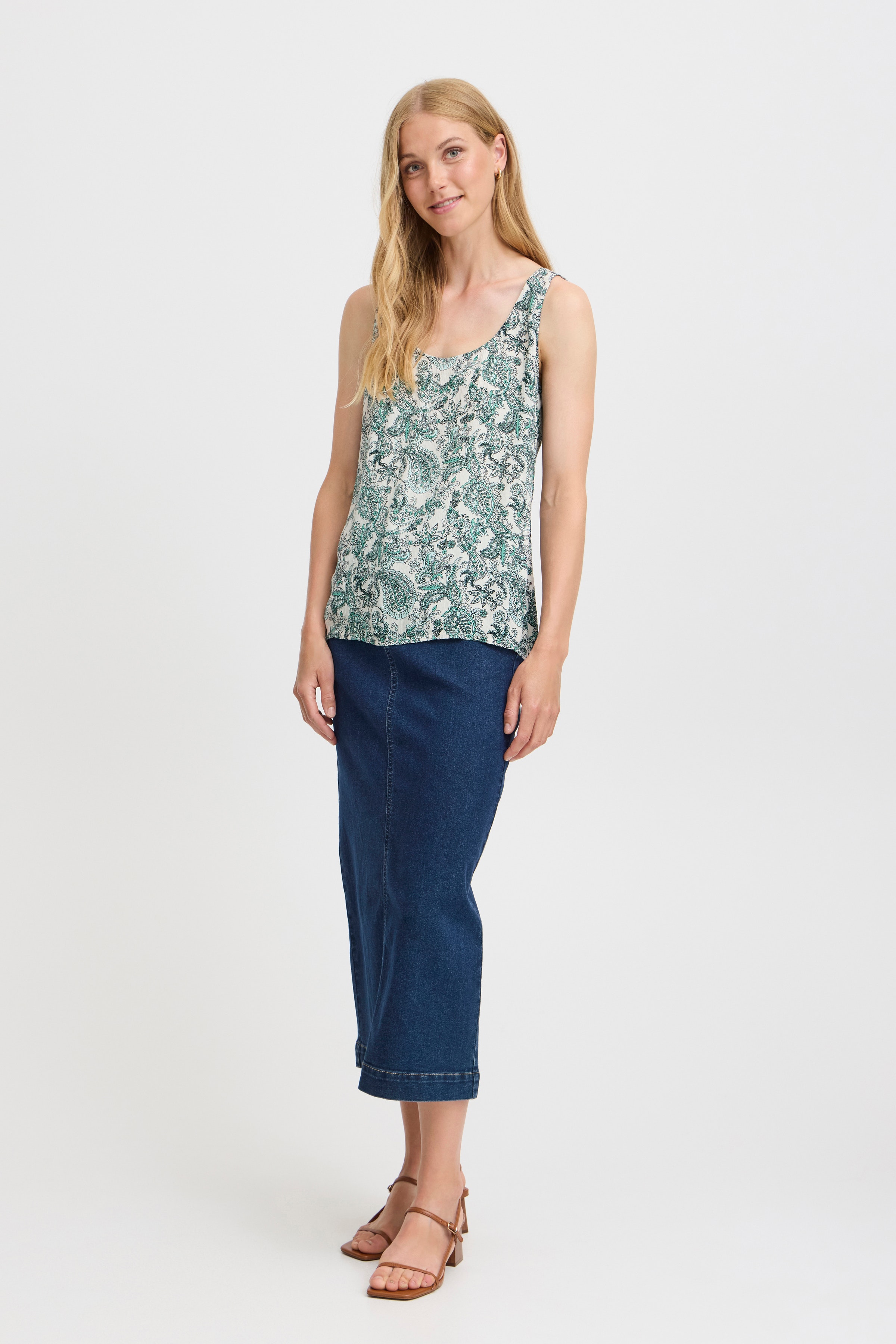 FXAVERY Bluse LOOKBOOK FRONT 20615391-204360