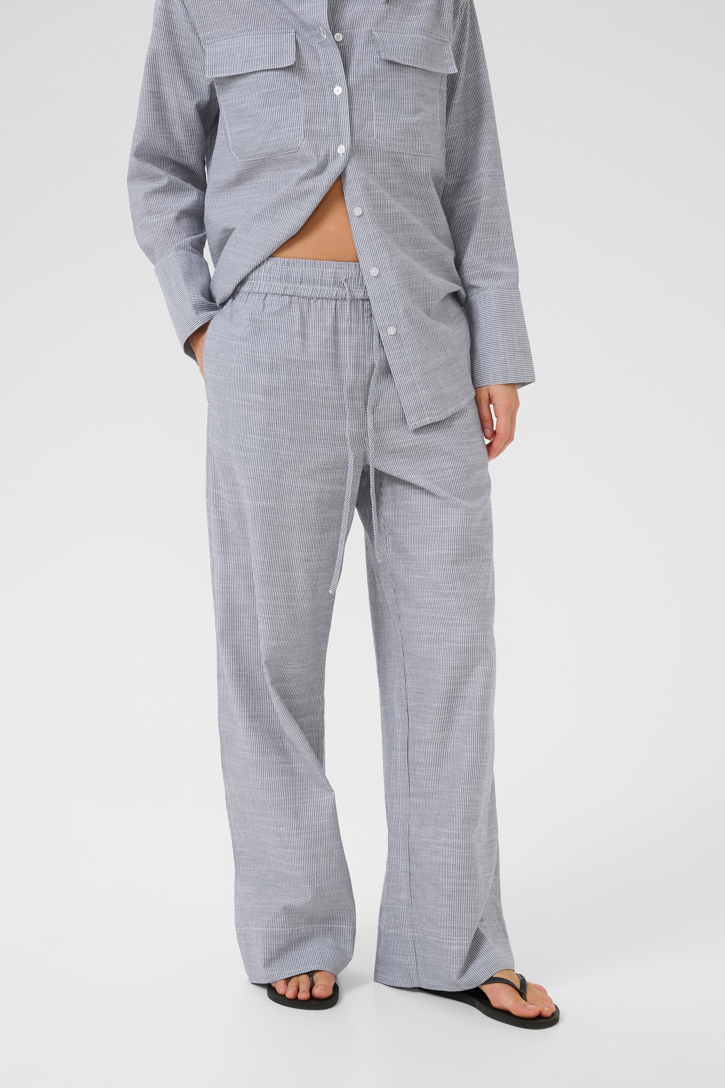 SkyeMW Bukser LOOKBOOK FRONT 10704723-107529