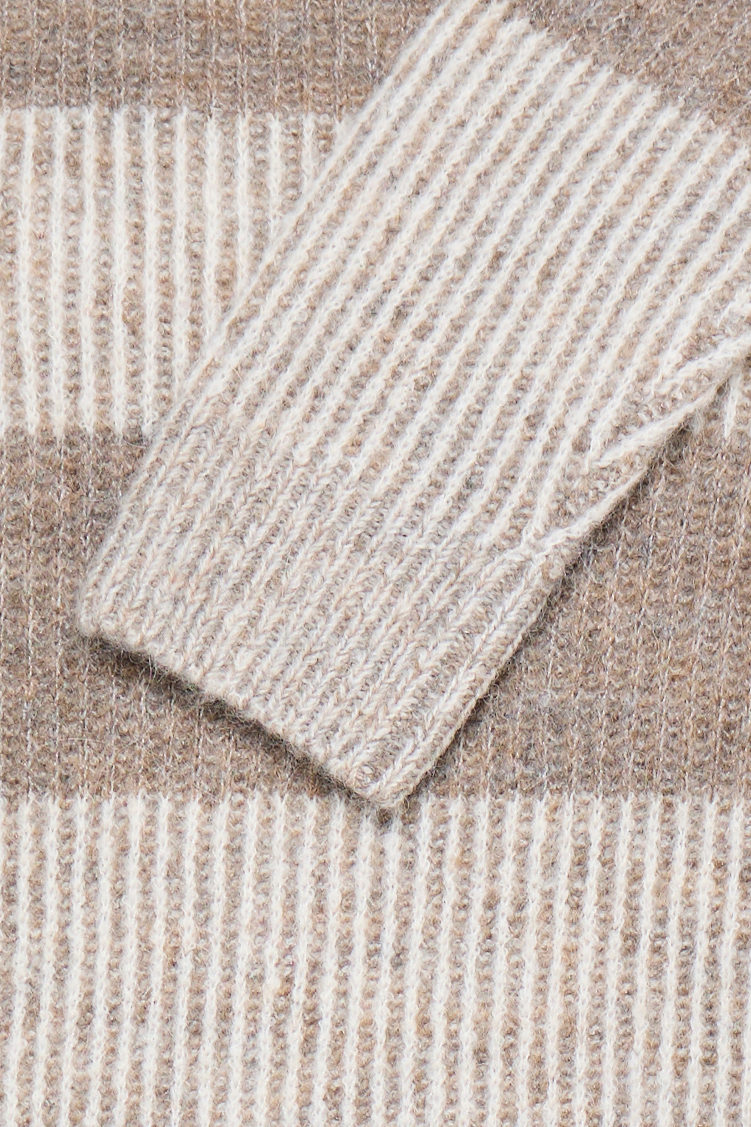 IHKAMARA Pullover PACK DETAIL 20121401-171212