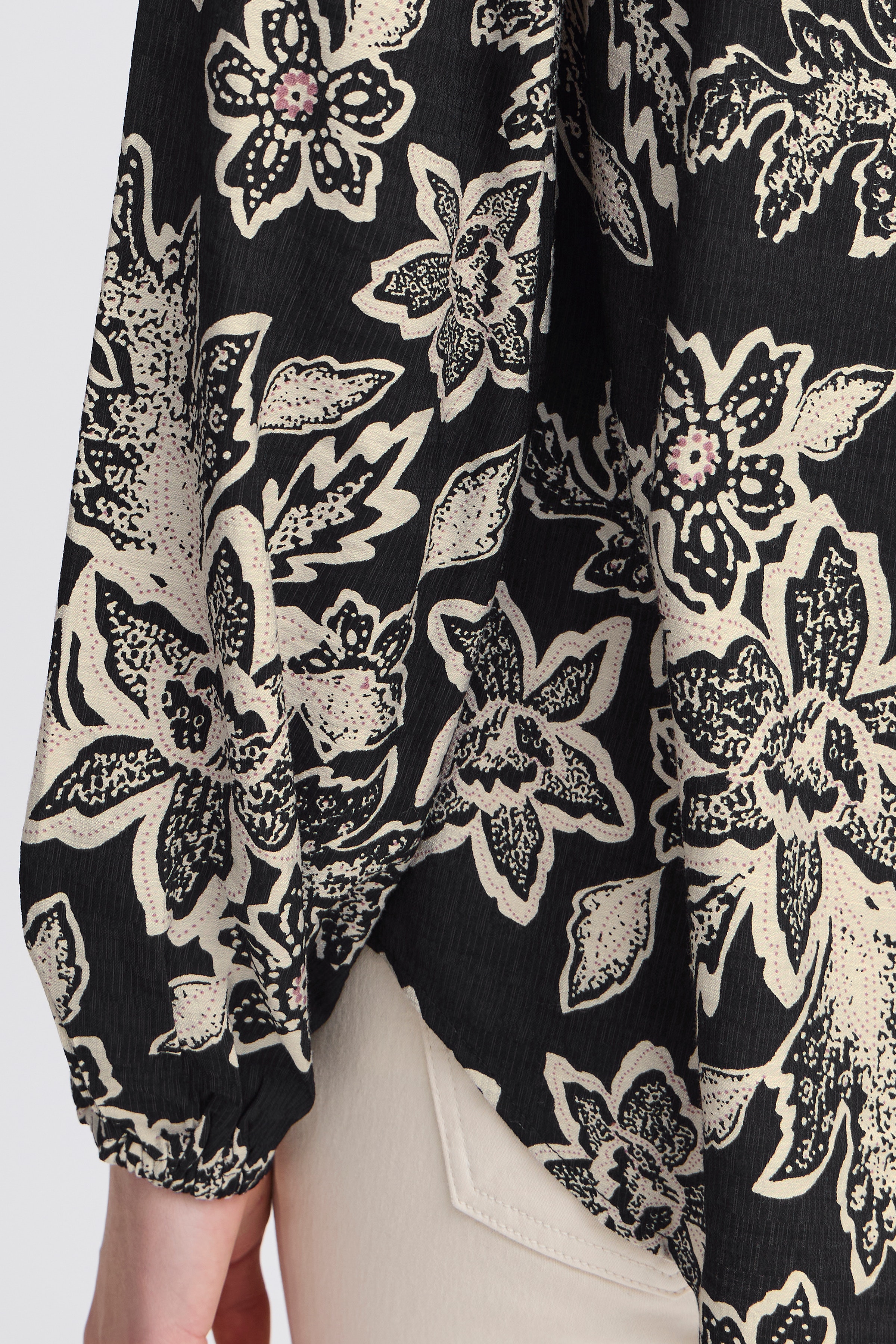 FRARIANA Blus LOOKBOOK DETAIL 20614542-203957