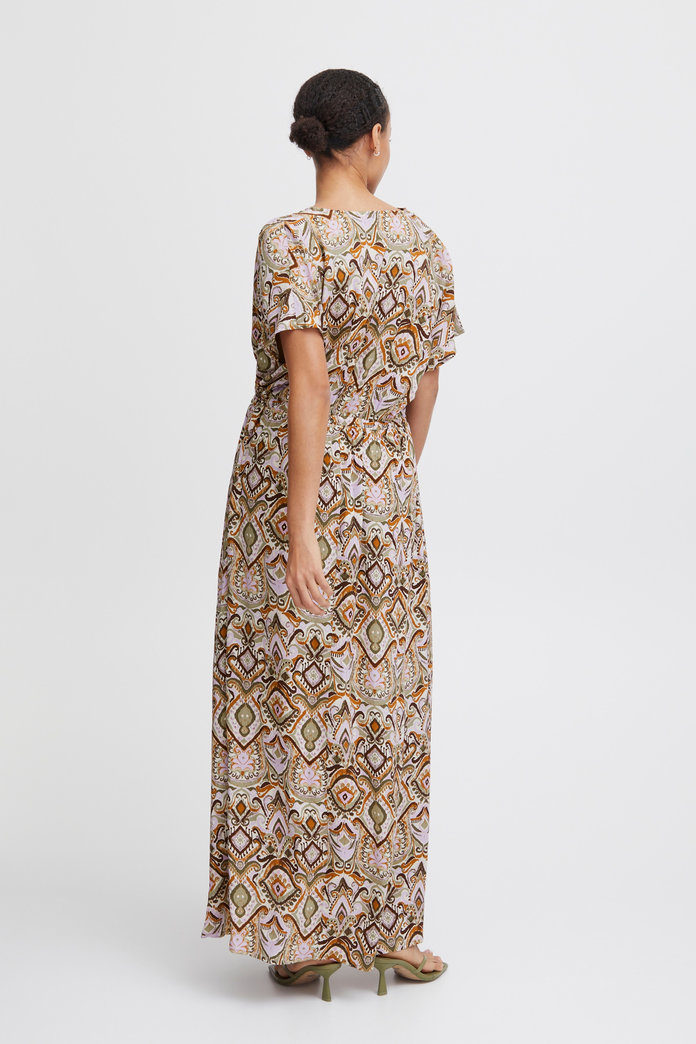 BYMMJOELLA Kjole LOOKBOOK BACK 20814534-202952