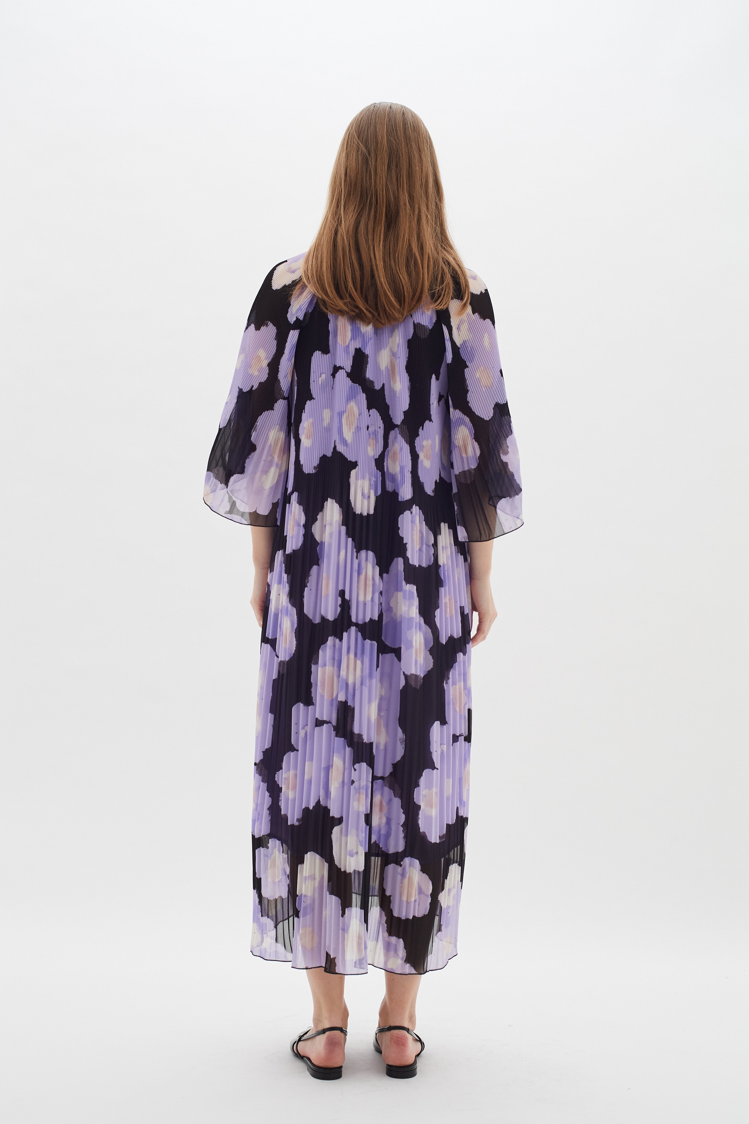 HendraIW Lang Kjole LOOKBOOK BACK 30109400-302764