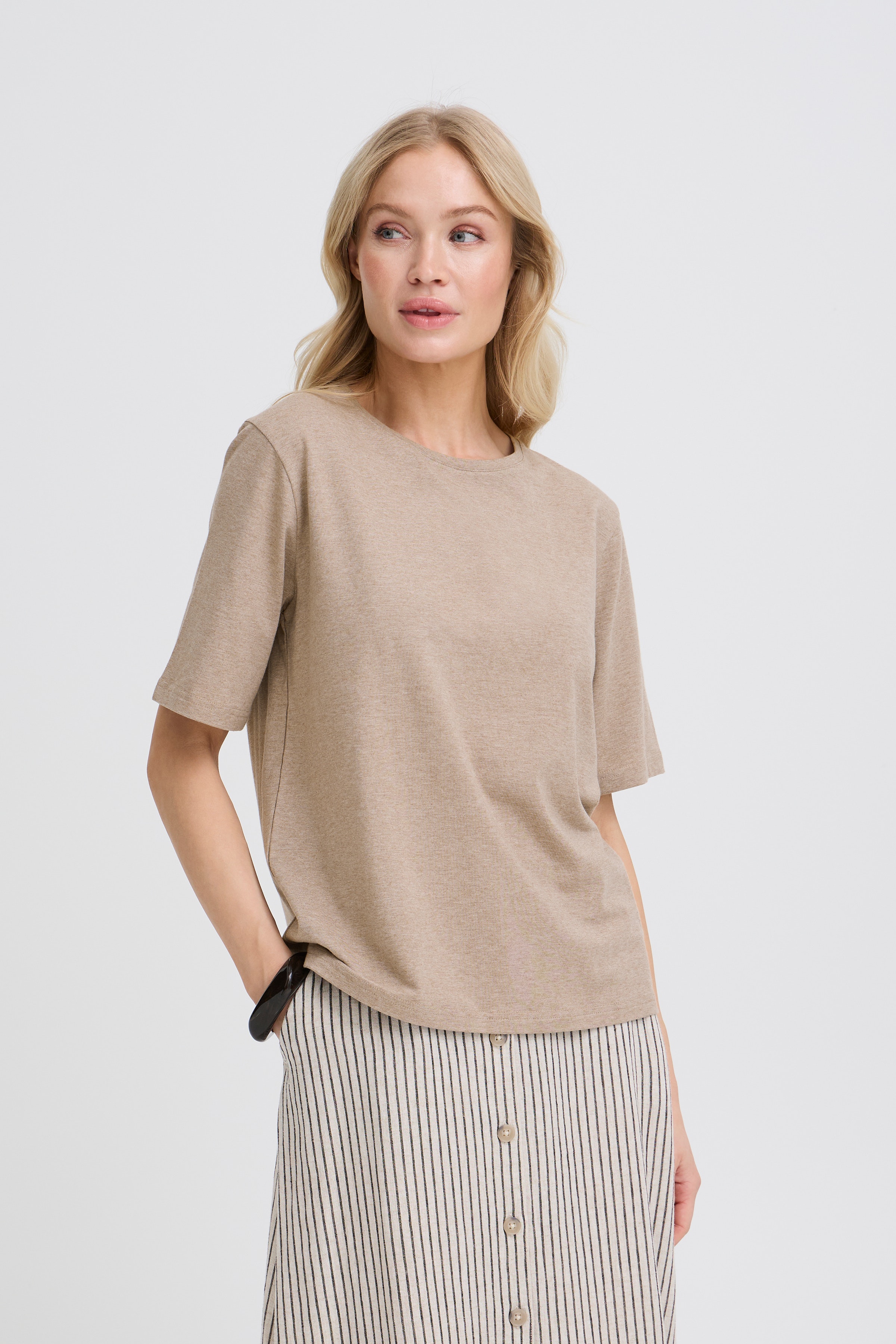 BYPAMILA T-shirt LOOKBOOK FRONT 20813611-1711051