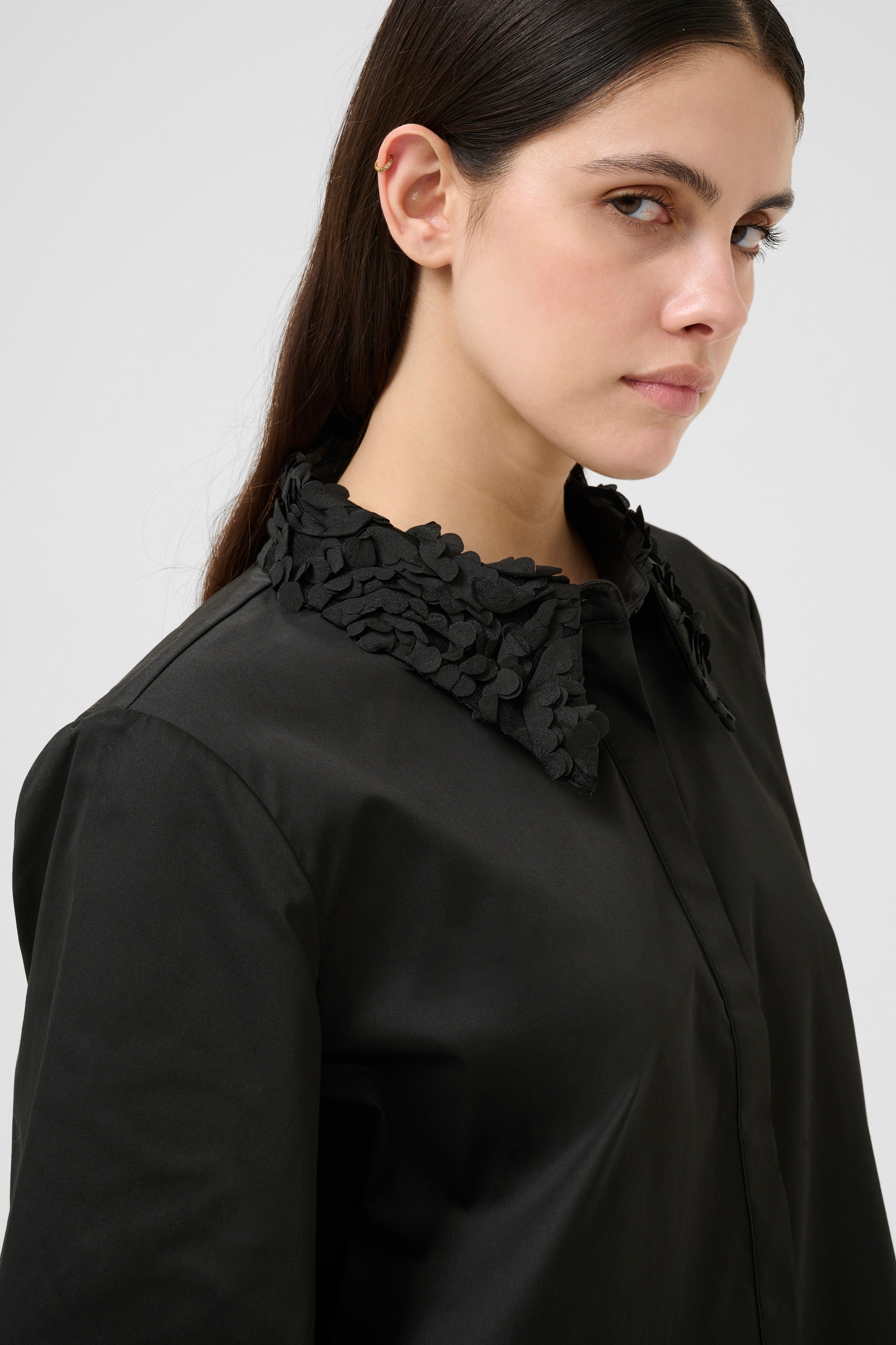 KBCleo Shirt LOOKBOOK DETAIL 10105679-194008