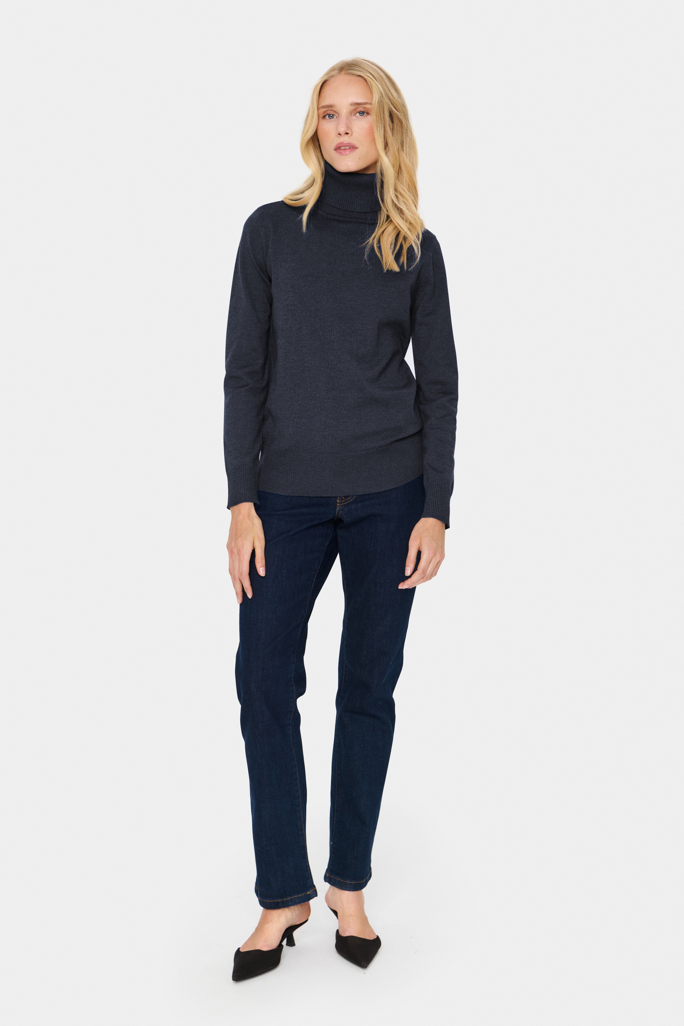 MilaSZ Rollneck Pullover LOOKBOOK FRONT 30500018-193924