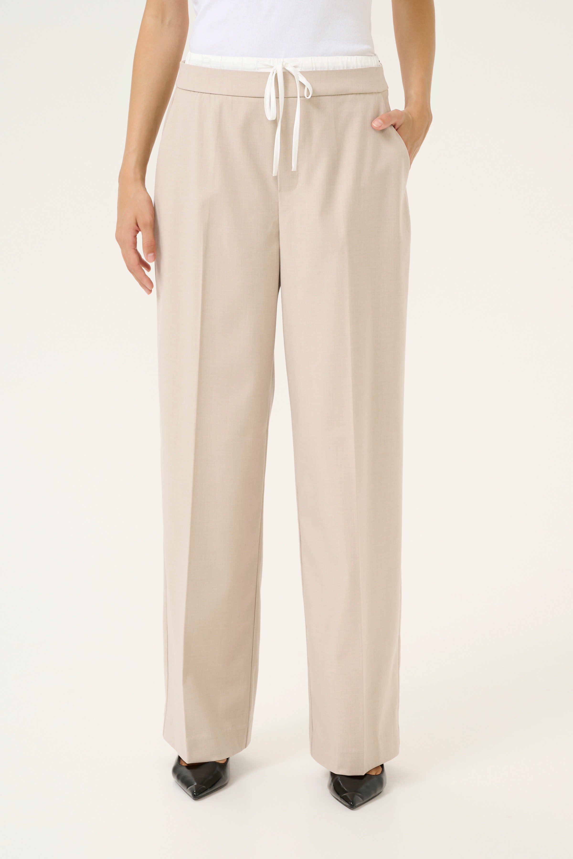 KAvindy Bukser LOOKBOOK FRONT 10509675-1513051