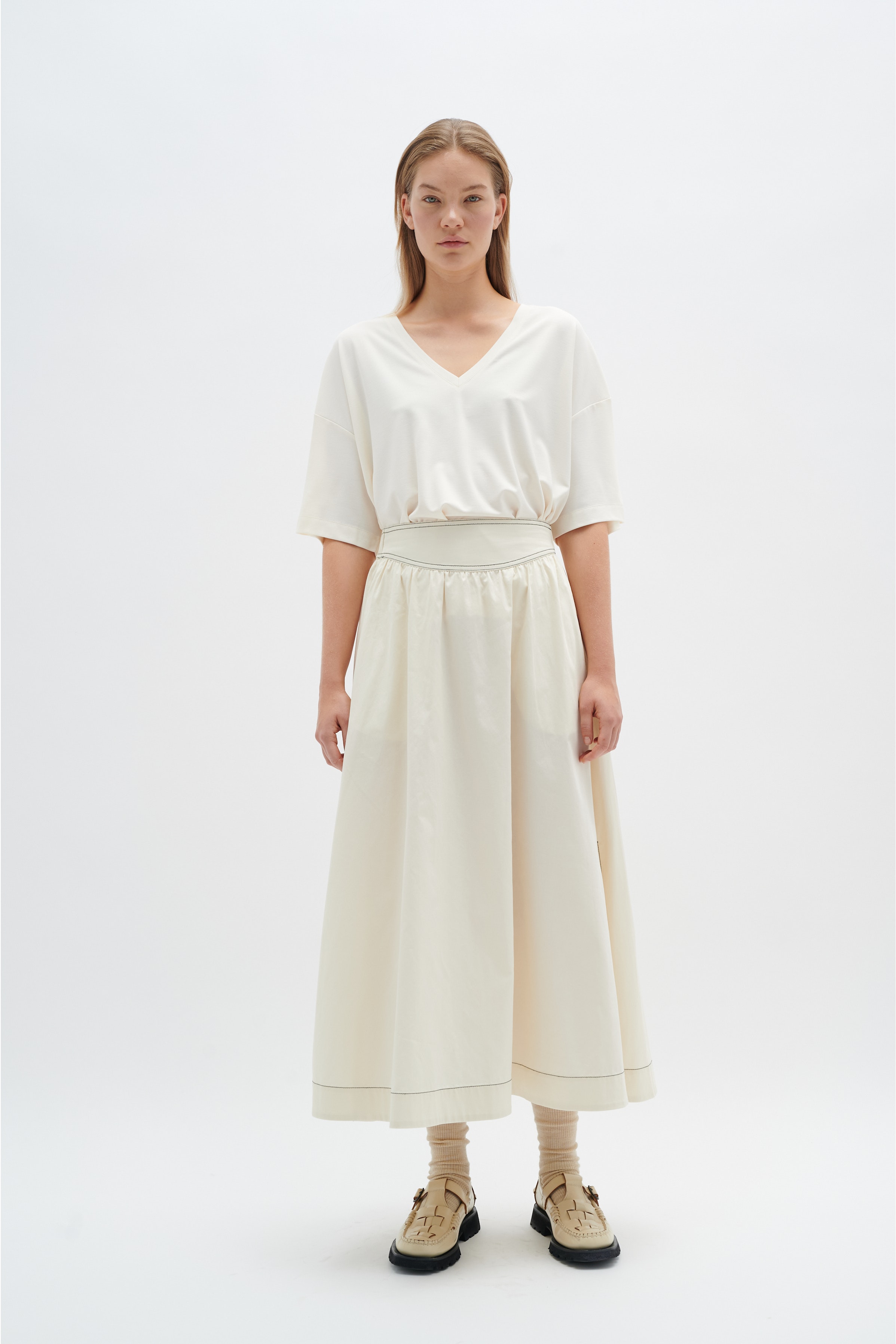 KasiaIW T-shirt LOOKBOOK FRONT 30108518-110701