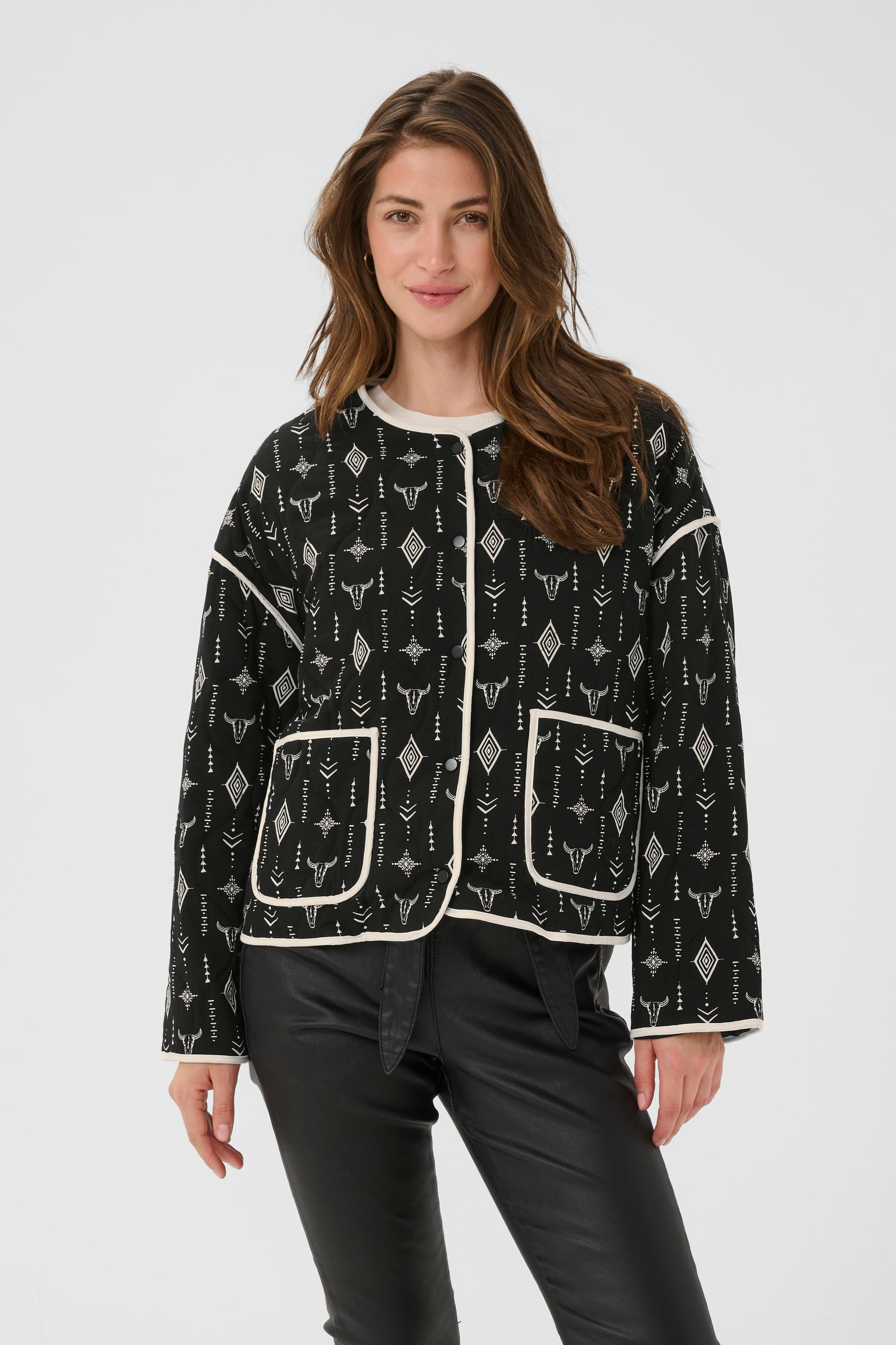 CRNaomi Outerwear LOOKBOOK FRONT 10613154-108273