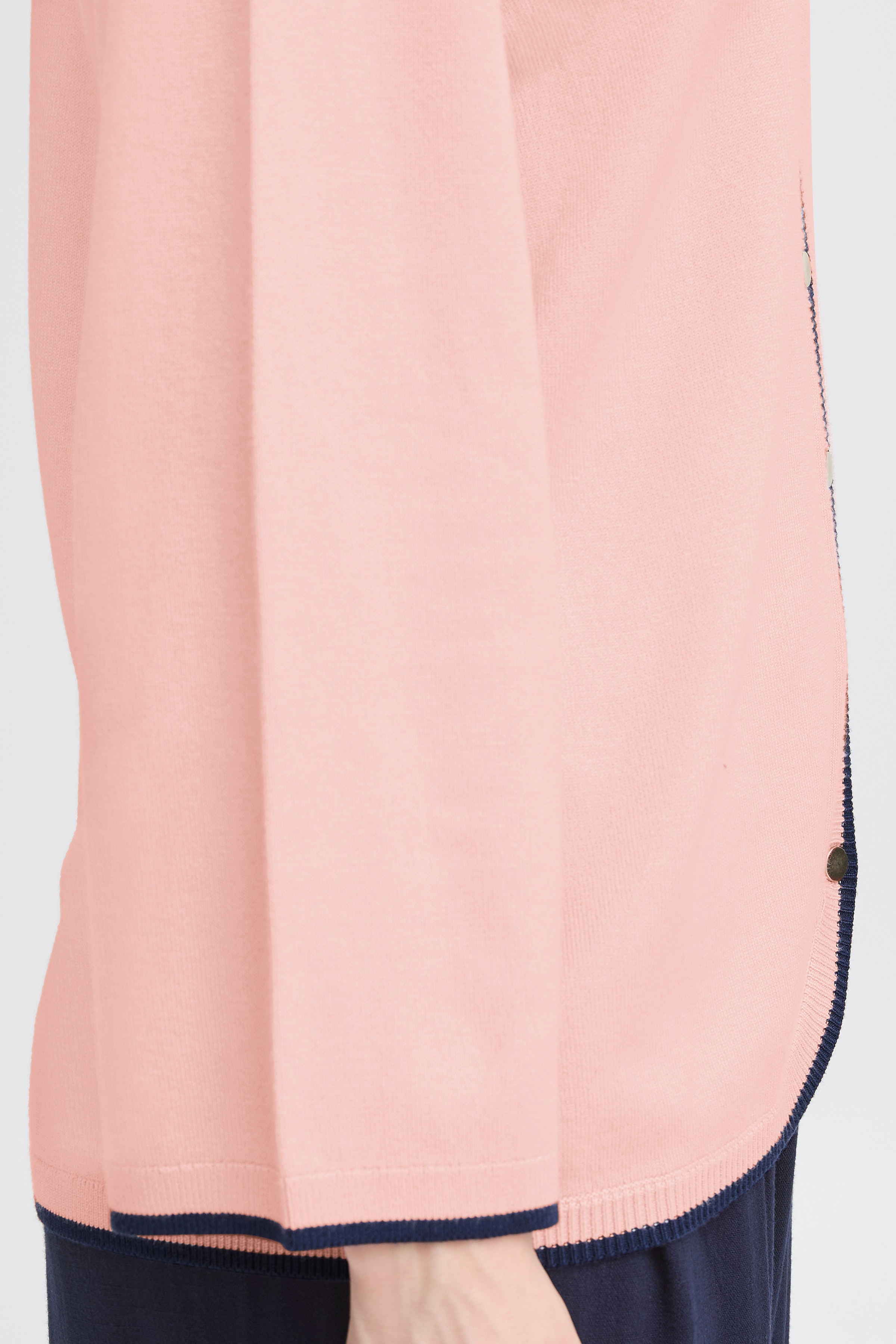 FRCONTRAST Cardigan LOOKBOOK DETAIL 20616245-141506