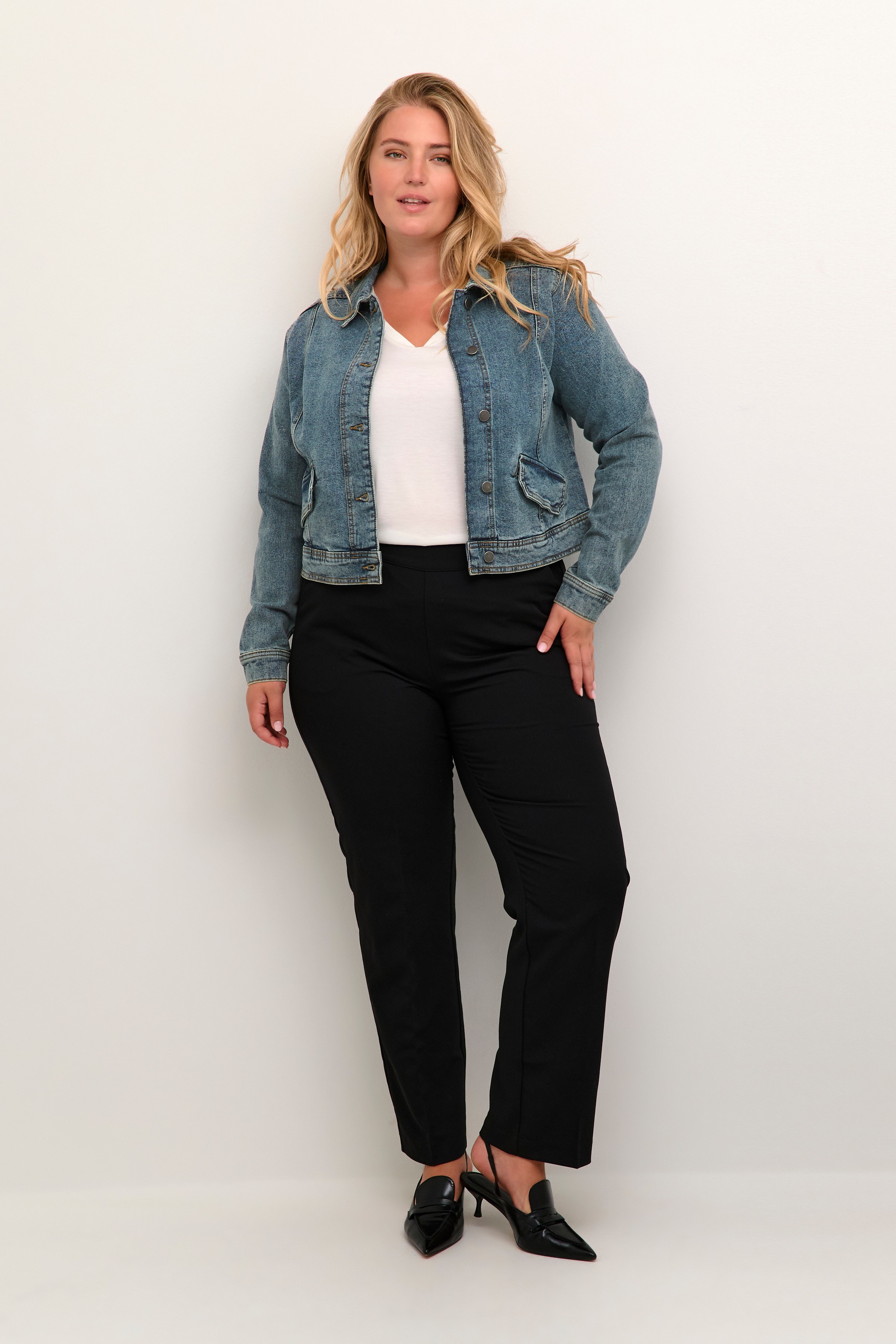 KCdiana Casual Denim Jakke LOOKBOOK FRONT 10582000-100166