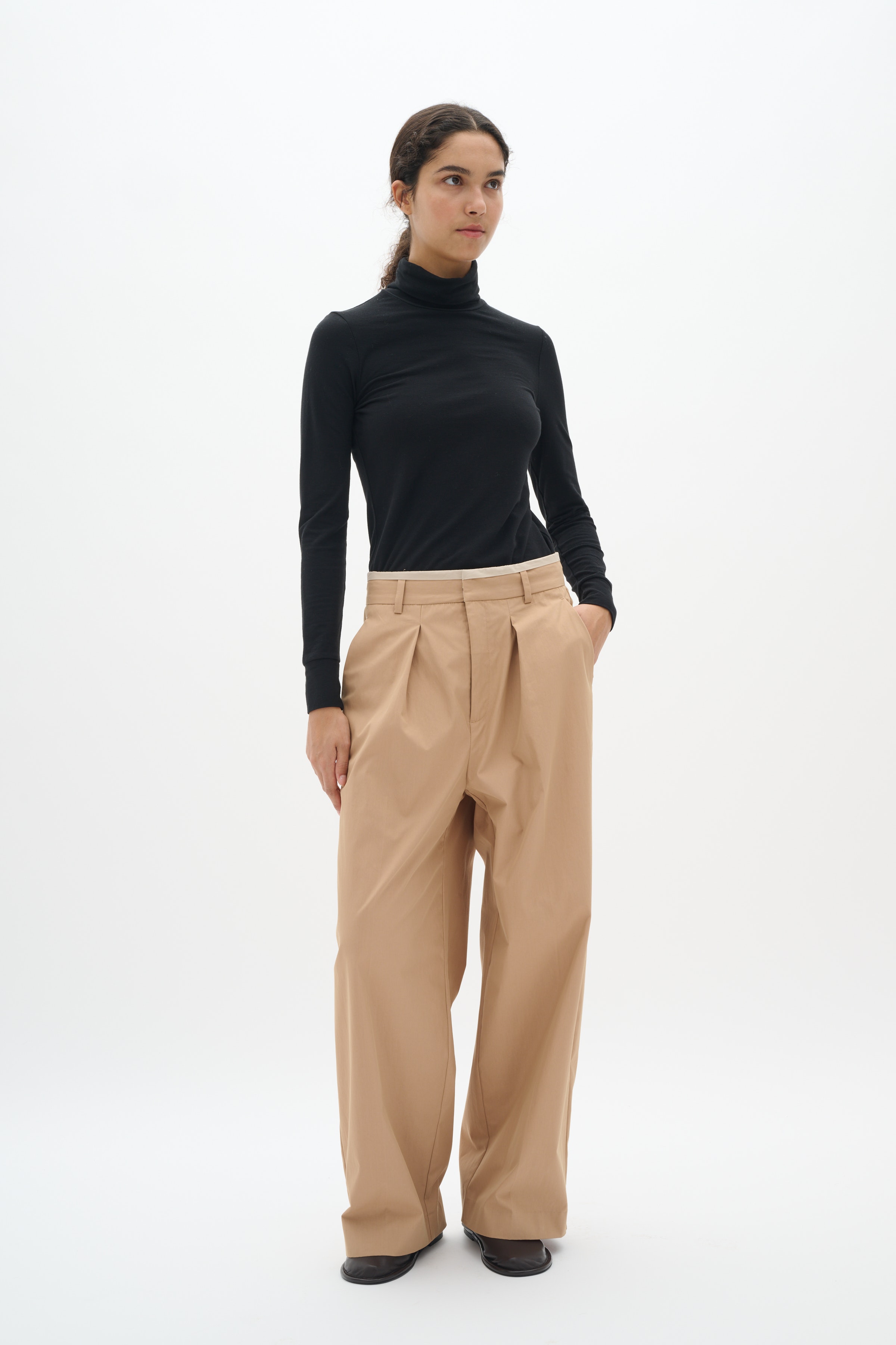 MalaiaIW Trousers LOOKBOOK FRONT 30109961-171320