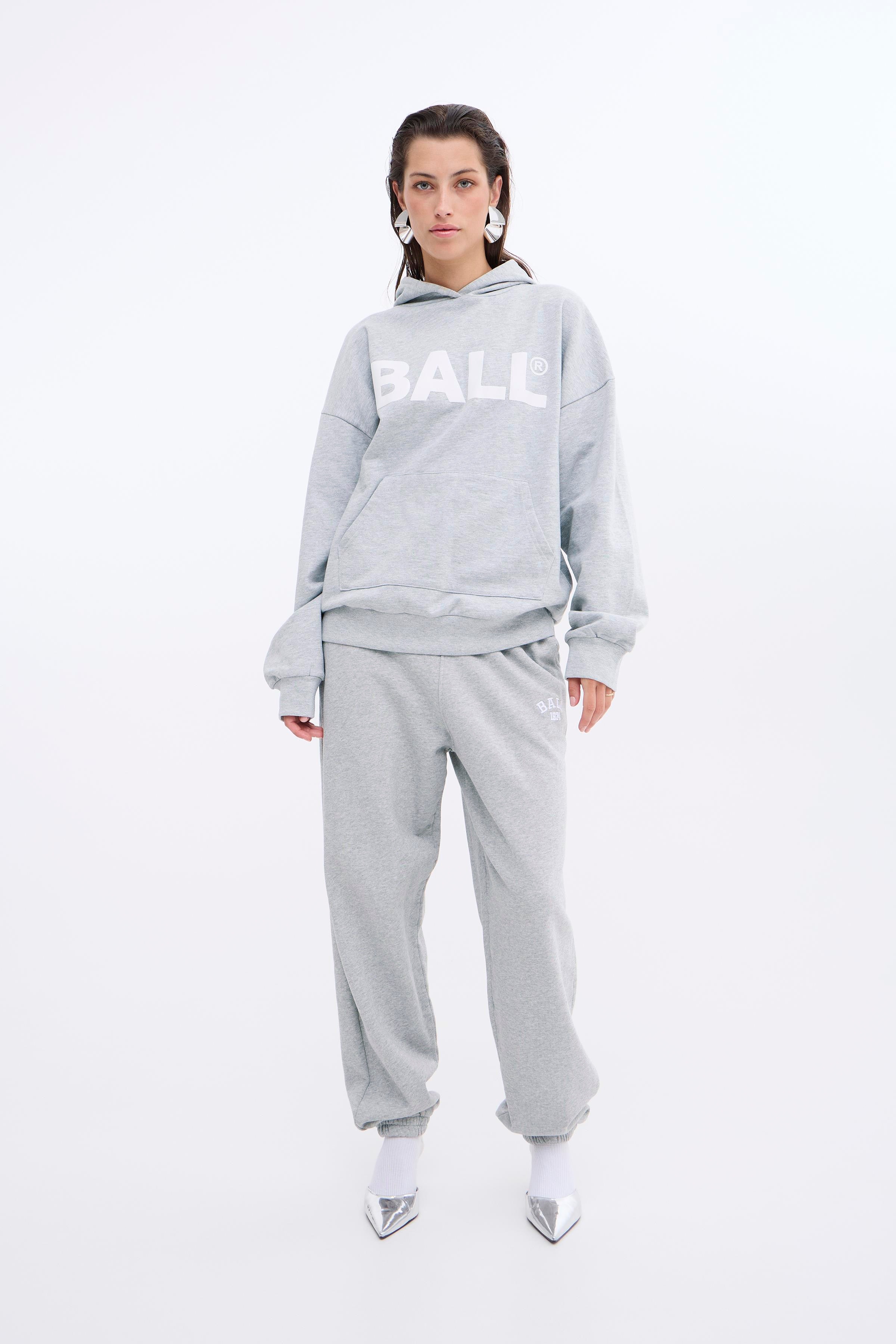 BALL LOGO HOODIE LOOKBOOK FRONT 50405222-B1016