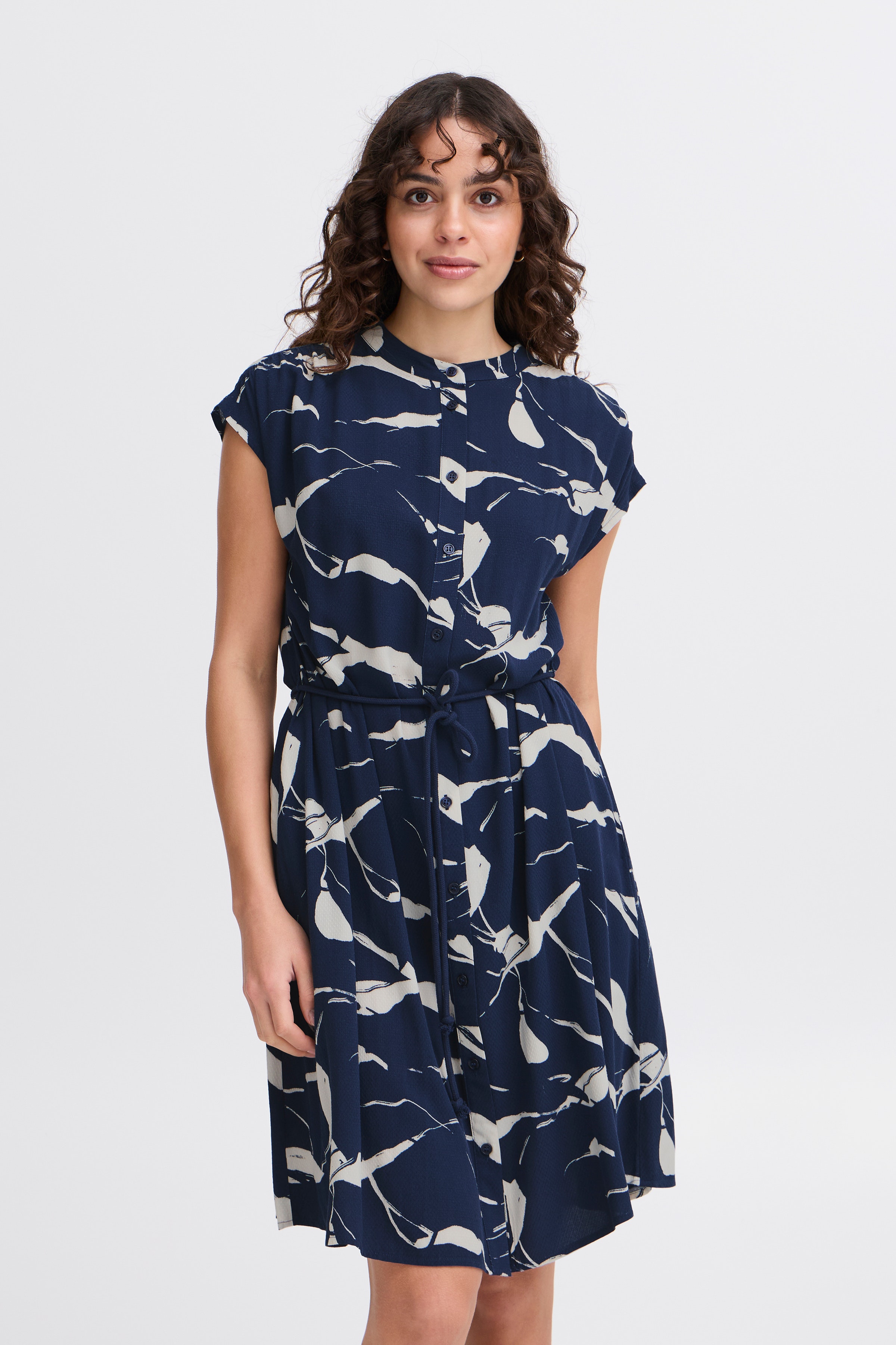 FRLALU Kjole LOOKBOOK FRONT 20615541-204397