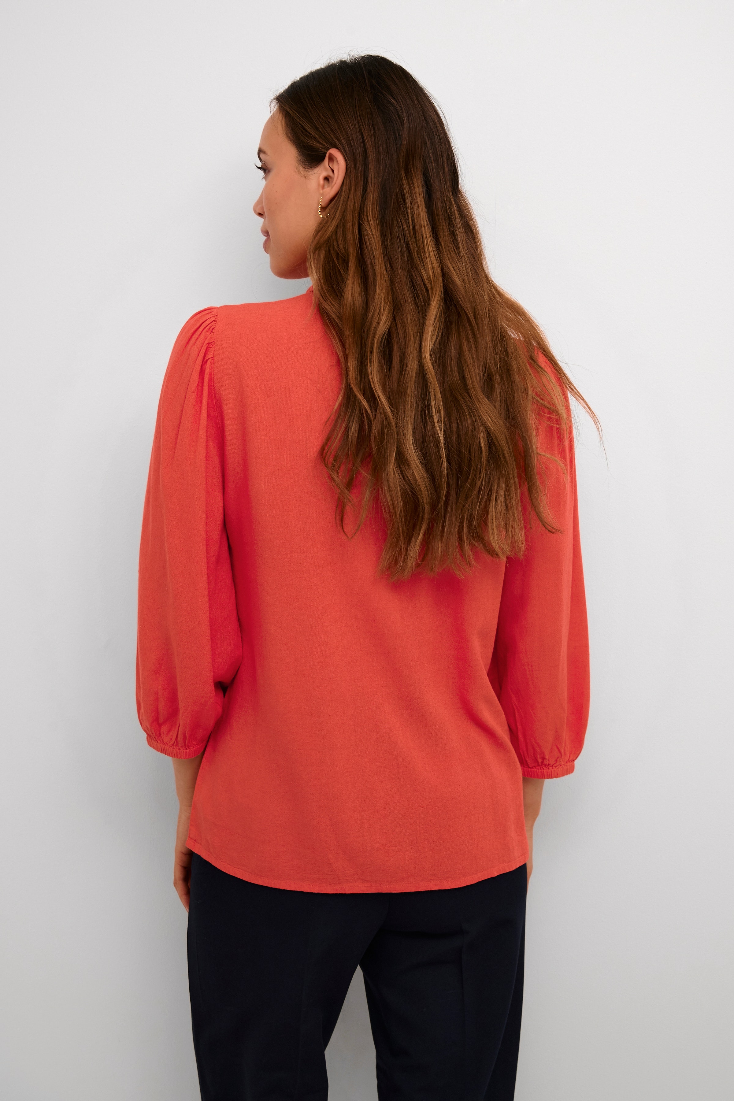 KAmilia Leinenhemd LOOKBOOK BACK 10508361-181651