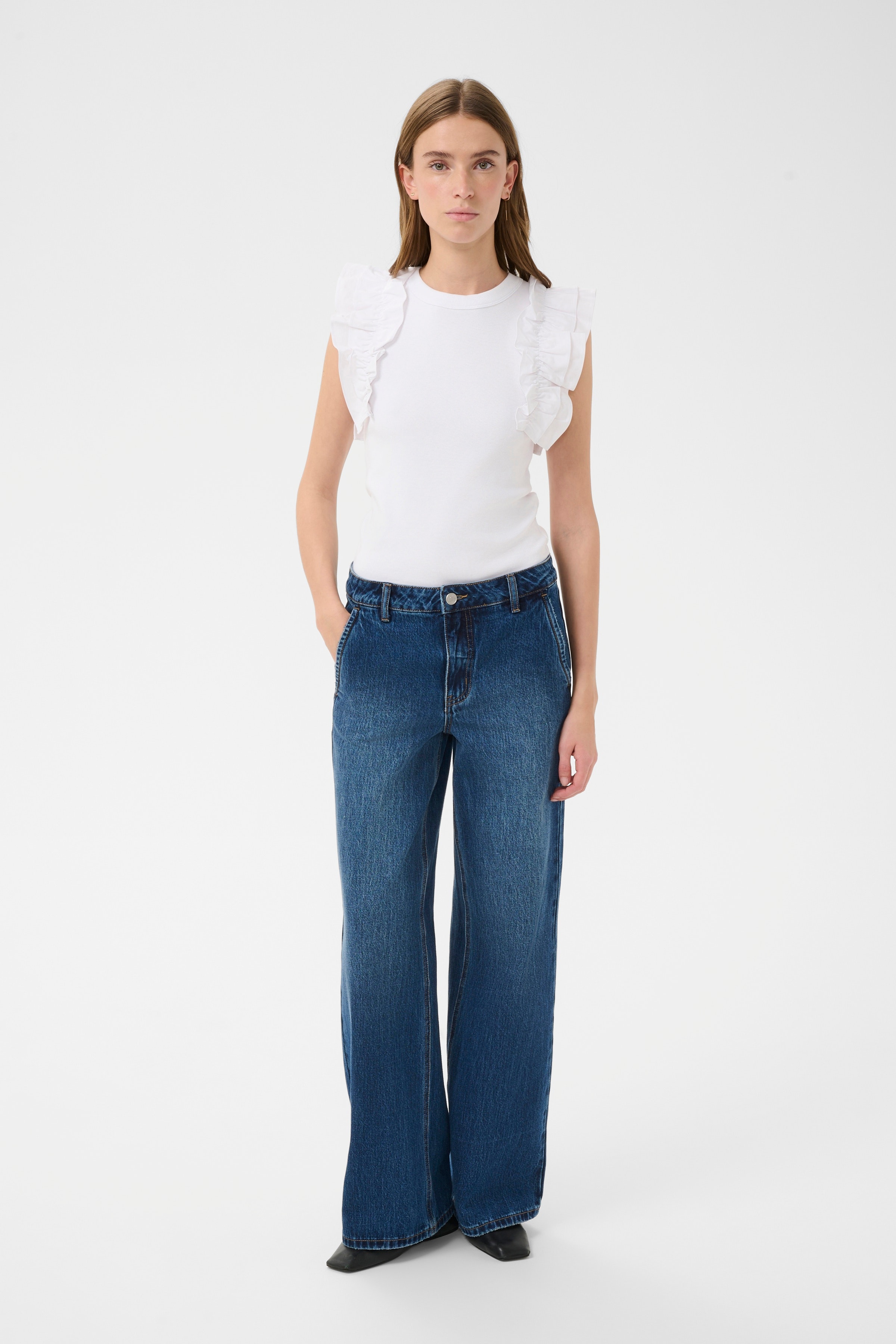 OdaKB T-shirt LOOKBOOK FRONT 10104930-110601