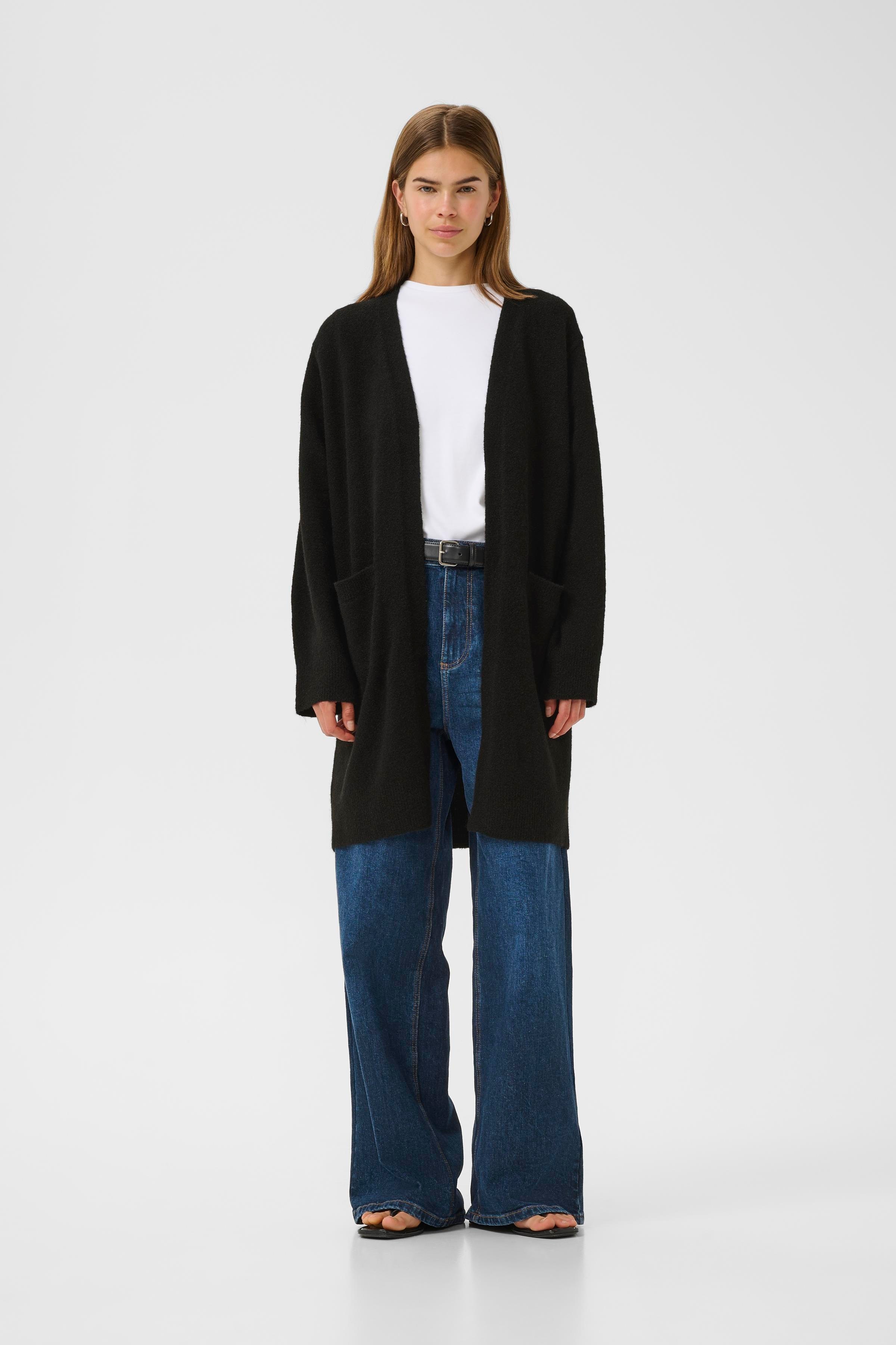 GuniIW Vest LOOKBOOK FRONT 30111023-194008