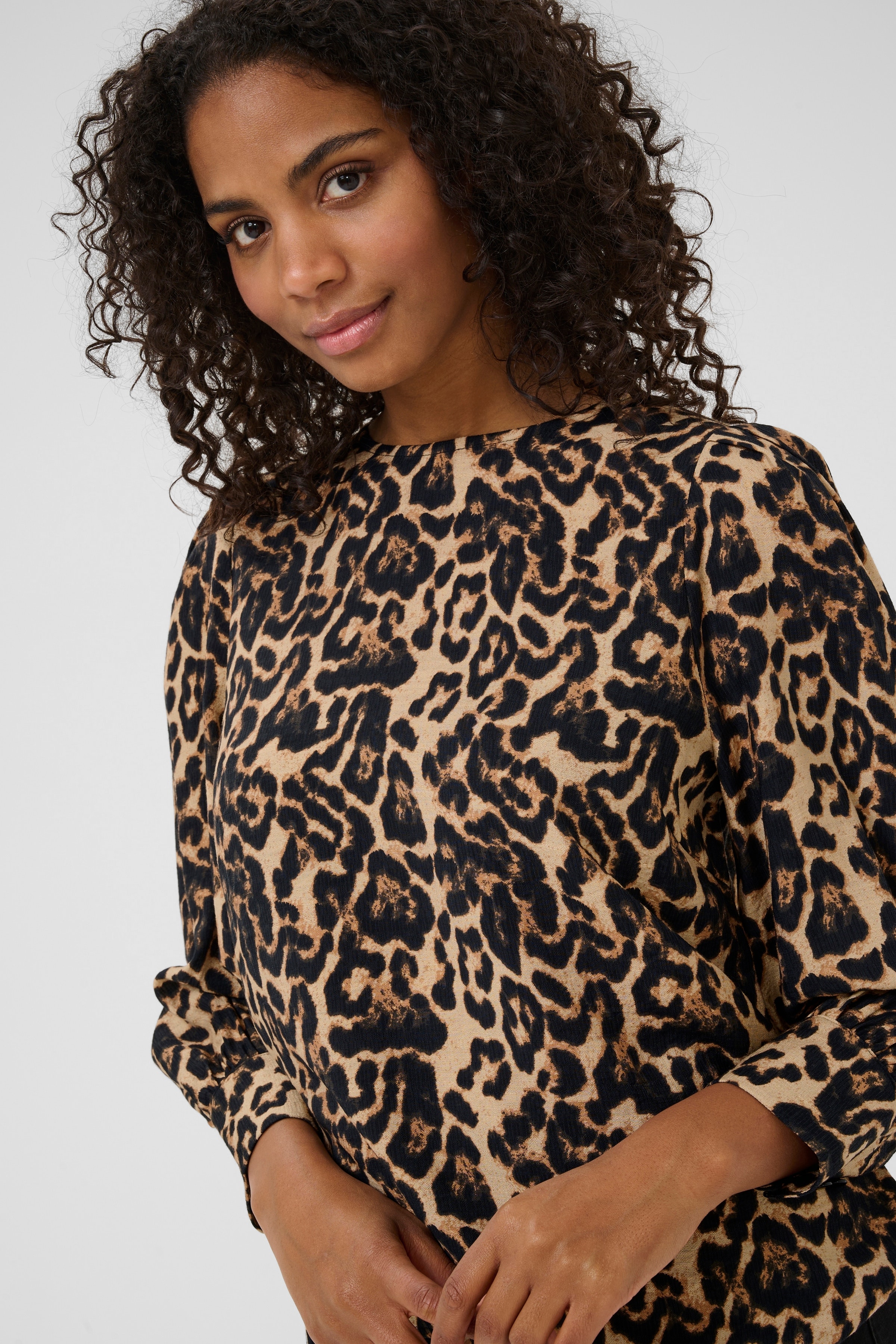 KAhannah Bluse LOOKBOOK DETAIL 10509607-107281