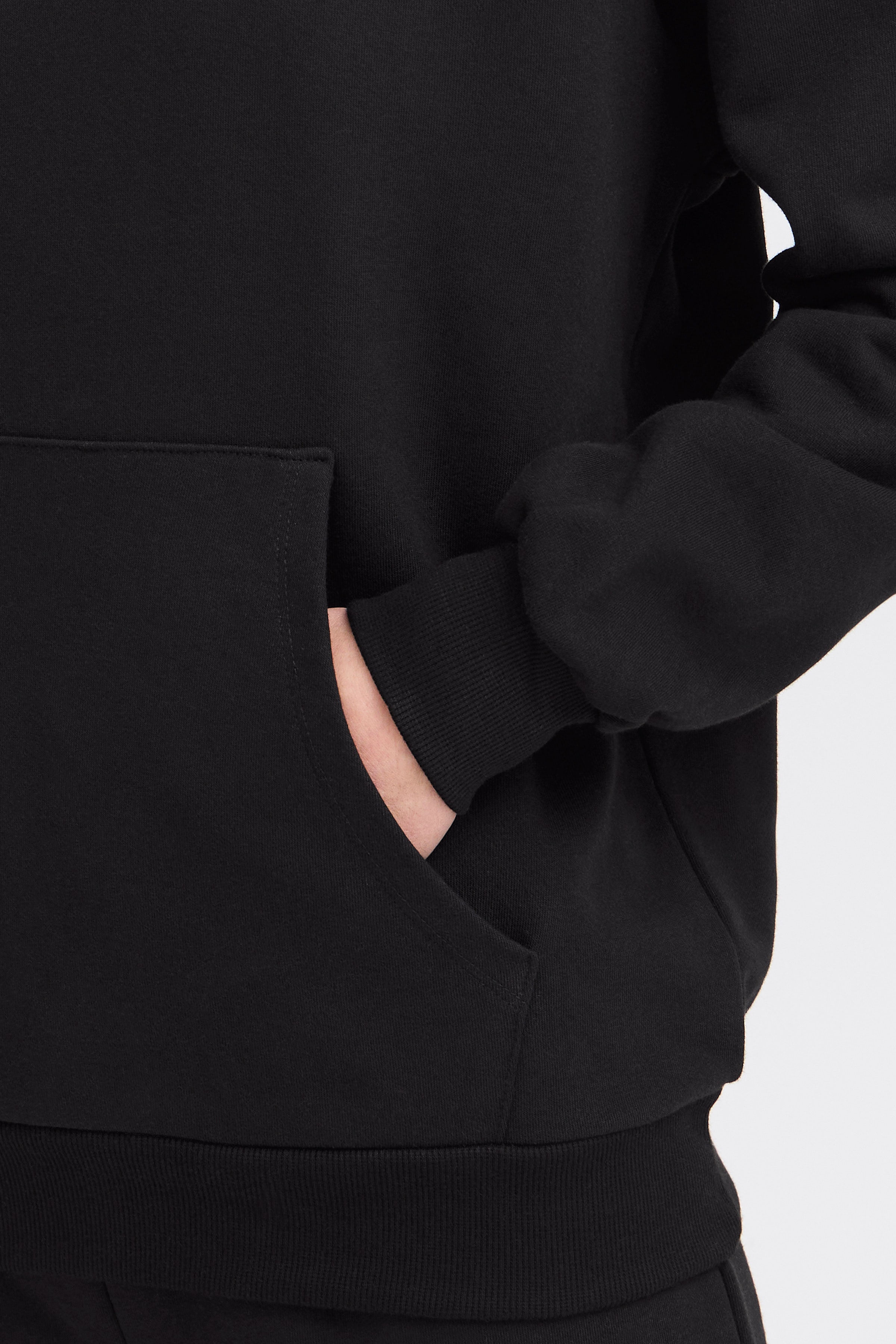 JCSAJA Sweatshirt LOOKBOOK DETAIL 22800807-203650