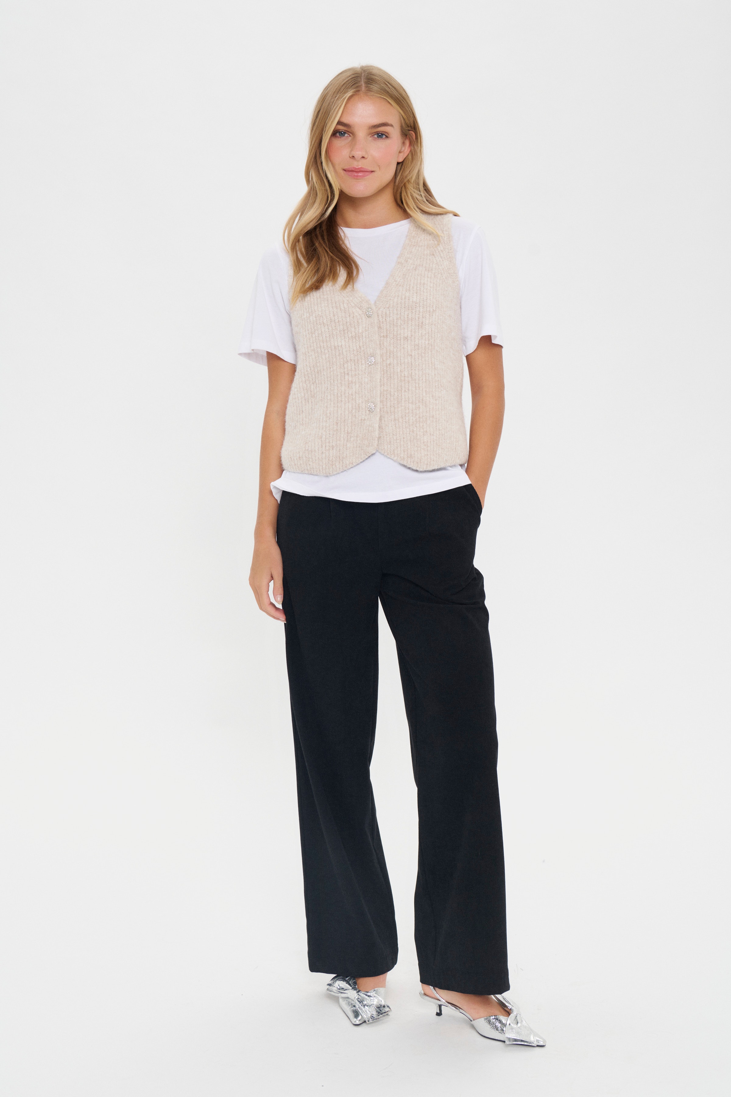 XenyaSZ Waistcoat LOOKBOOK FRONT 30513257-1338011
