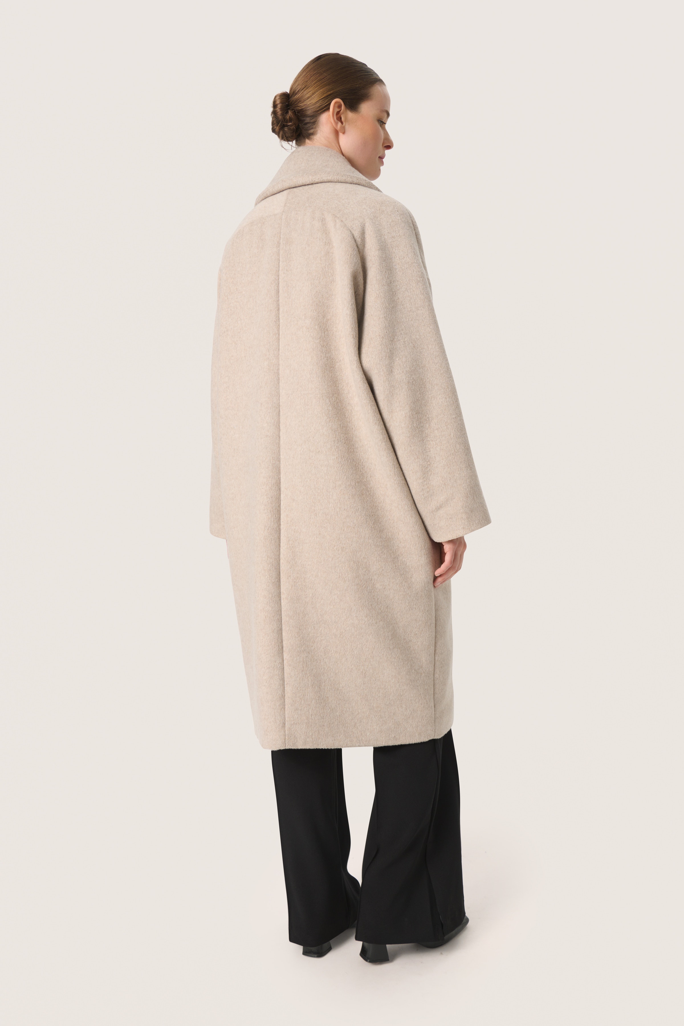 SLCalliope Coat LOOKBOOK BACK 30407500-1304011