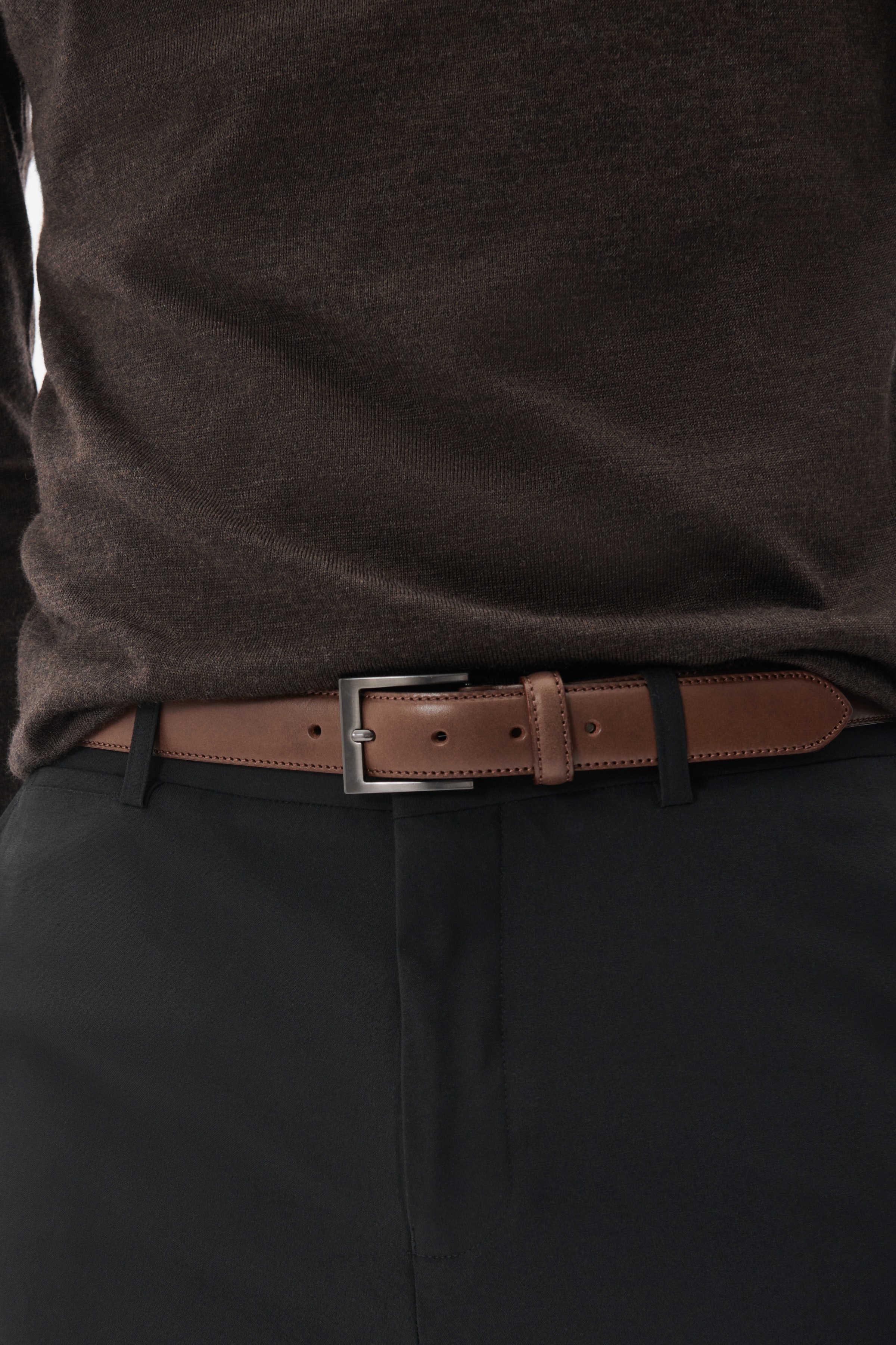 Frank Belt LOOKBOOK FRONT 30204206-191103