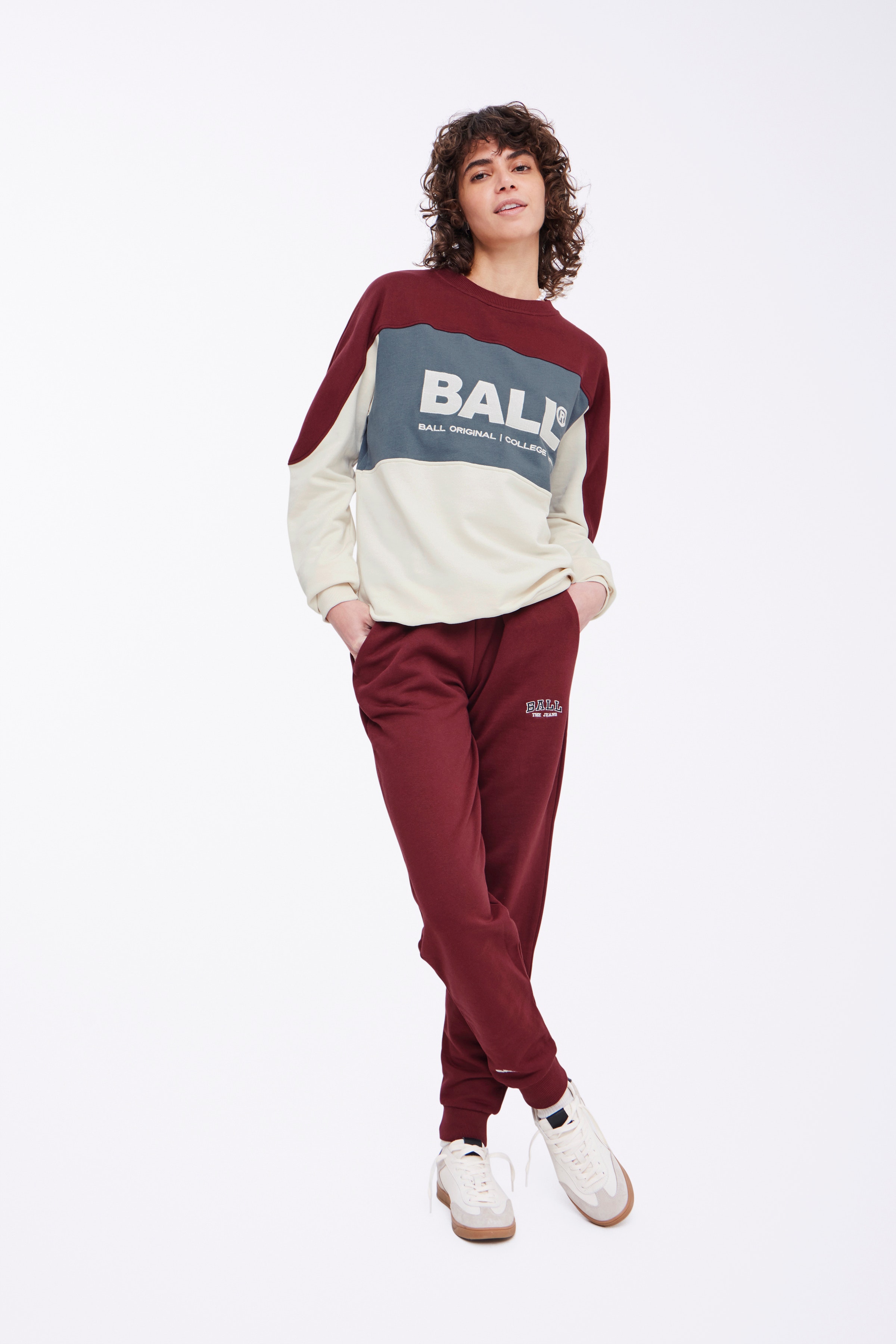 J. EVERT SWEATSHIRT LOOKBOOK FRONT 50400043-183927