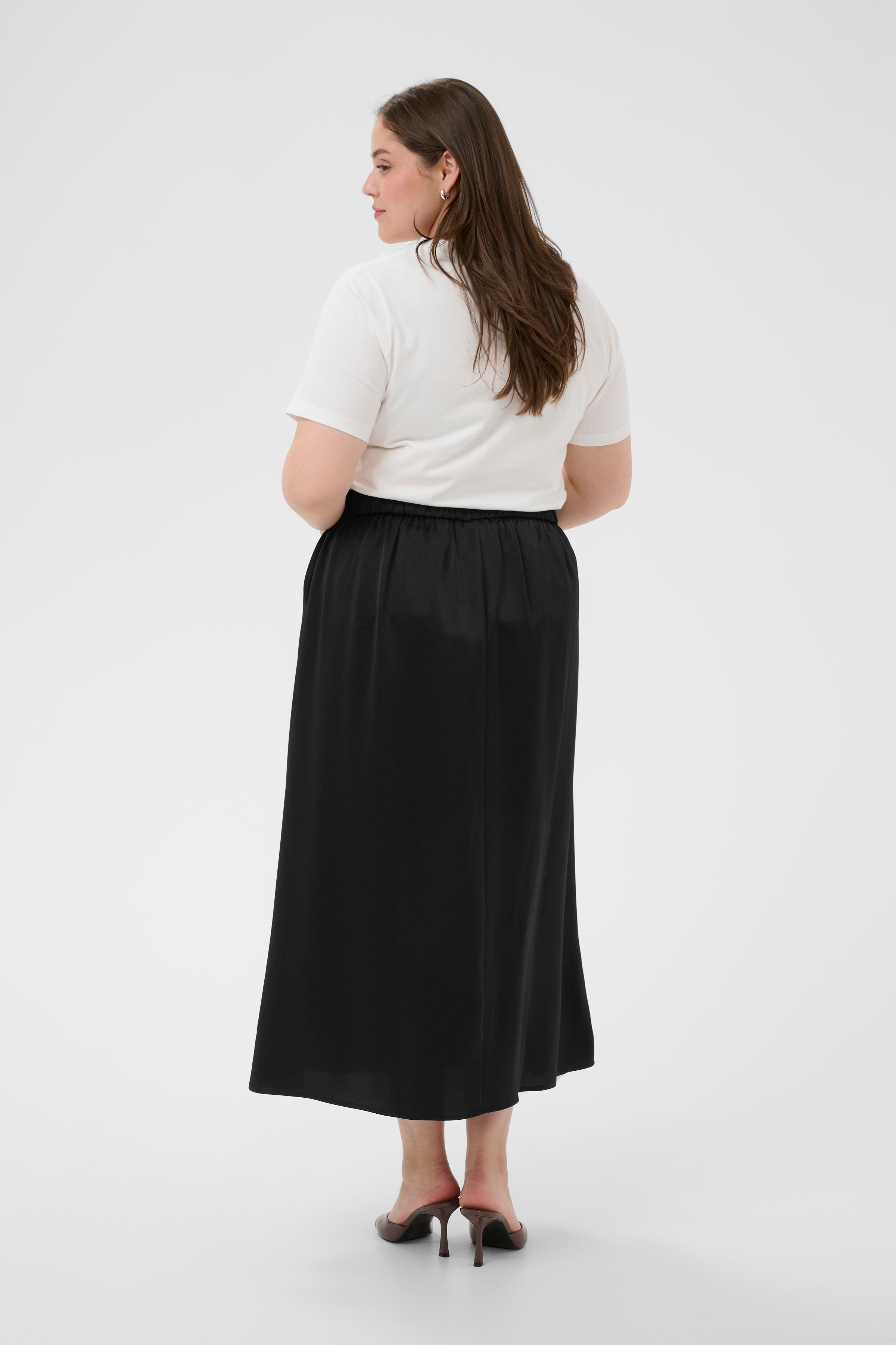KCdina Kjol LOOKBOOK BACK 10582710-100121