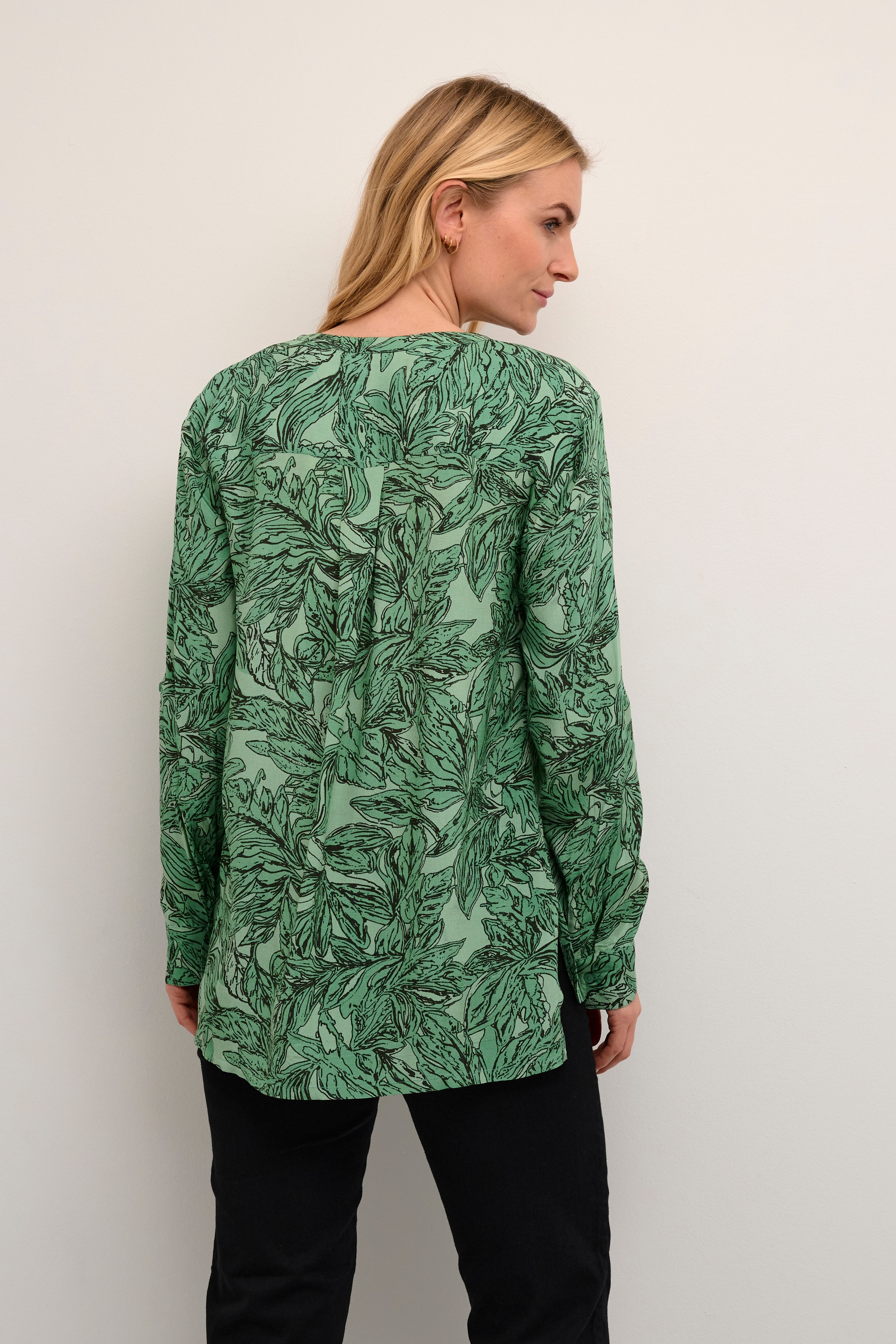 BPtadita Skjorta LOOKBOOK BACK 10590442-104360B