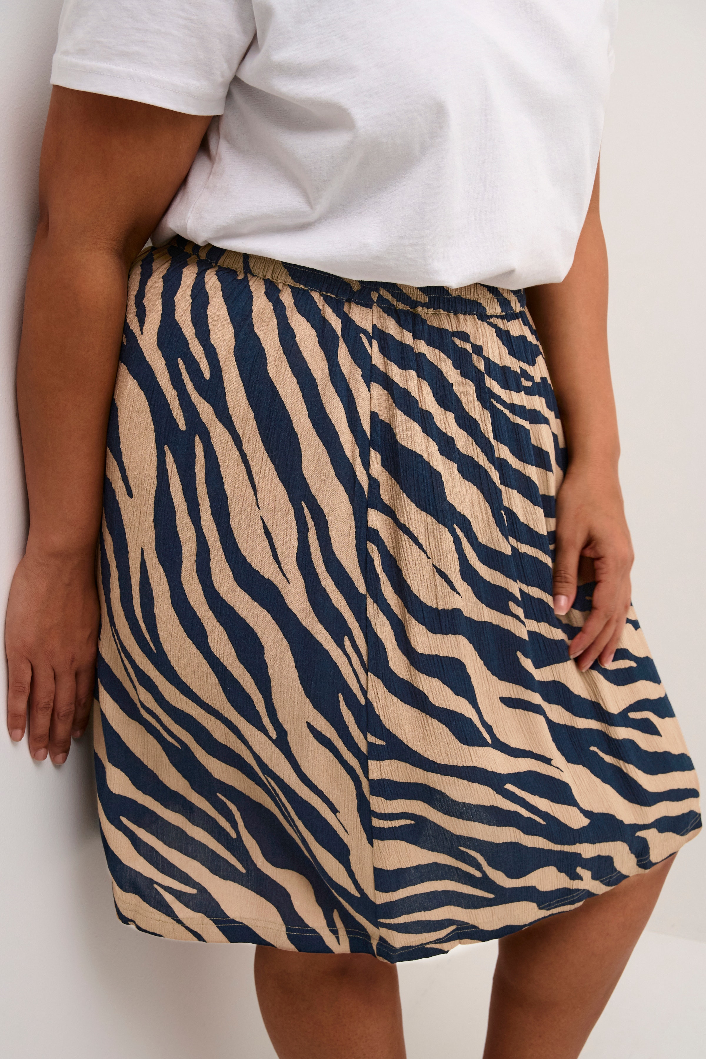 KCmariti Skirt LOOKBOOK DETAIL 10582688-106332