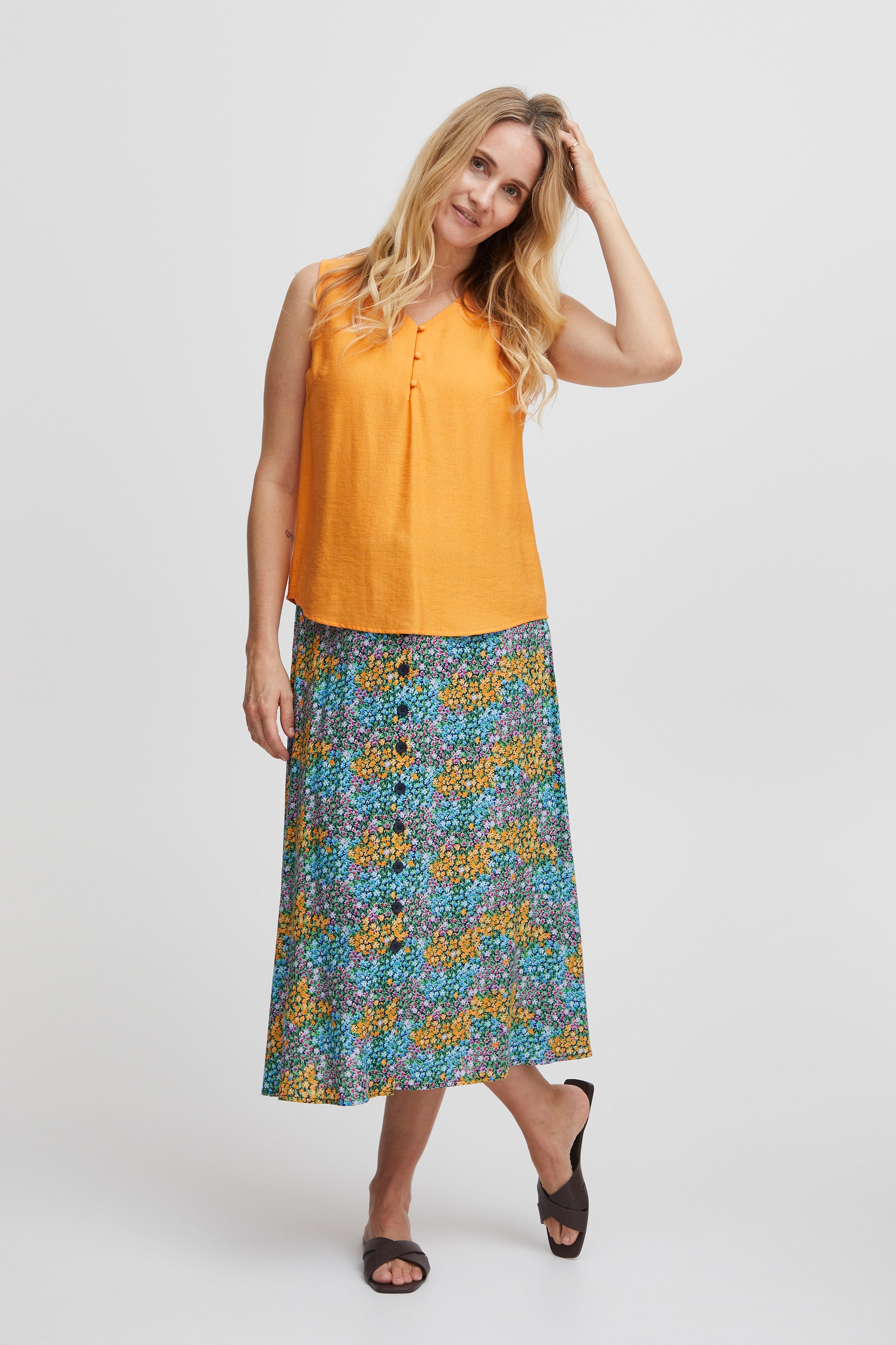 FRFUN Kjol LOOKBOOK FRONT 20612297-202065