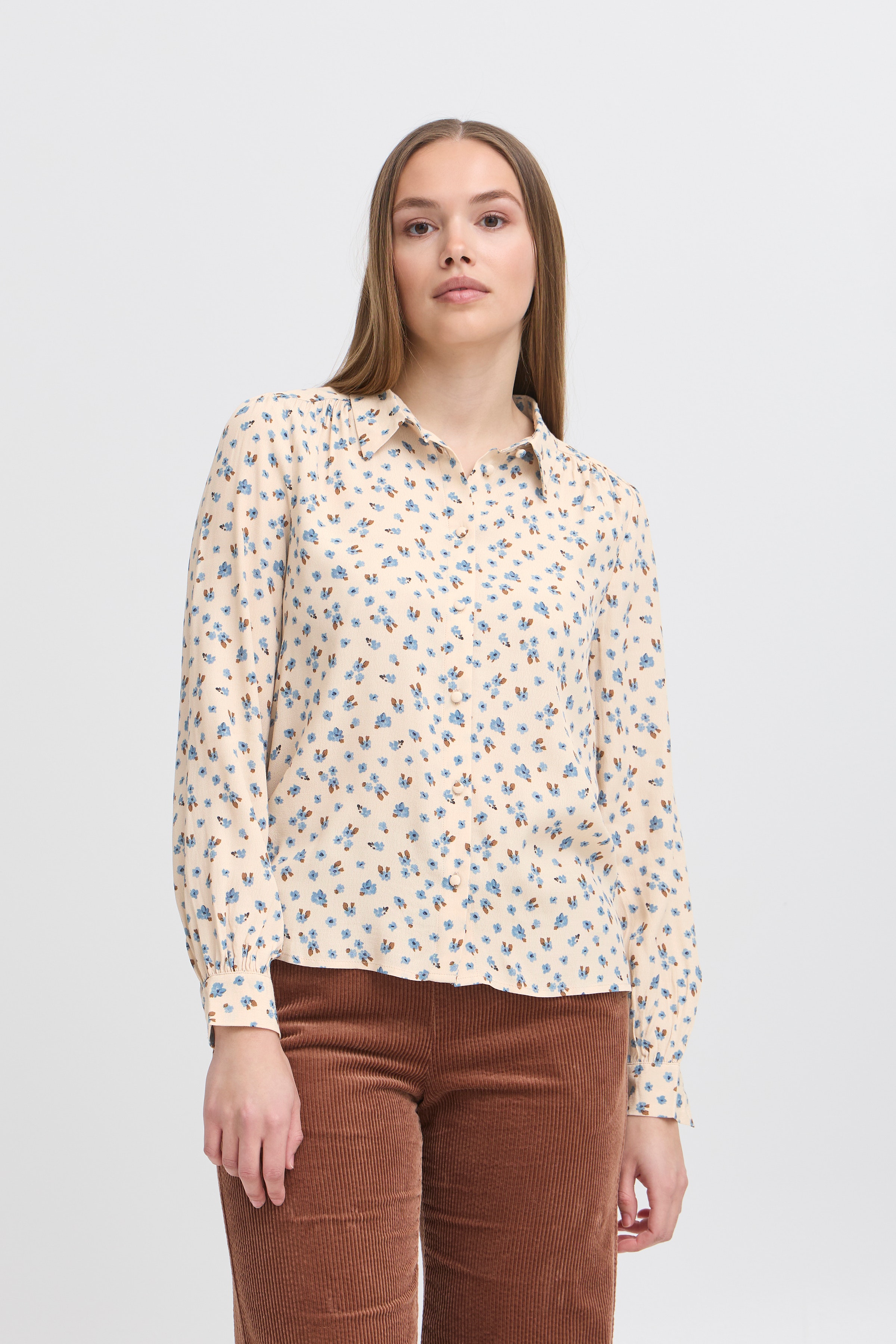 IRNOELLA Skjorta LOOKBOOK FRONT 20124019-900000031