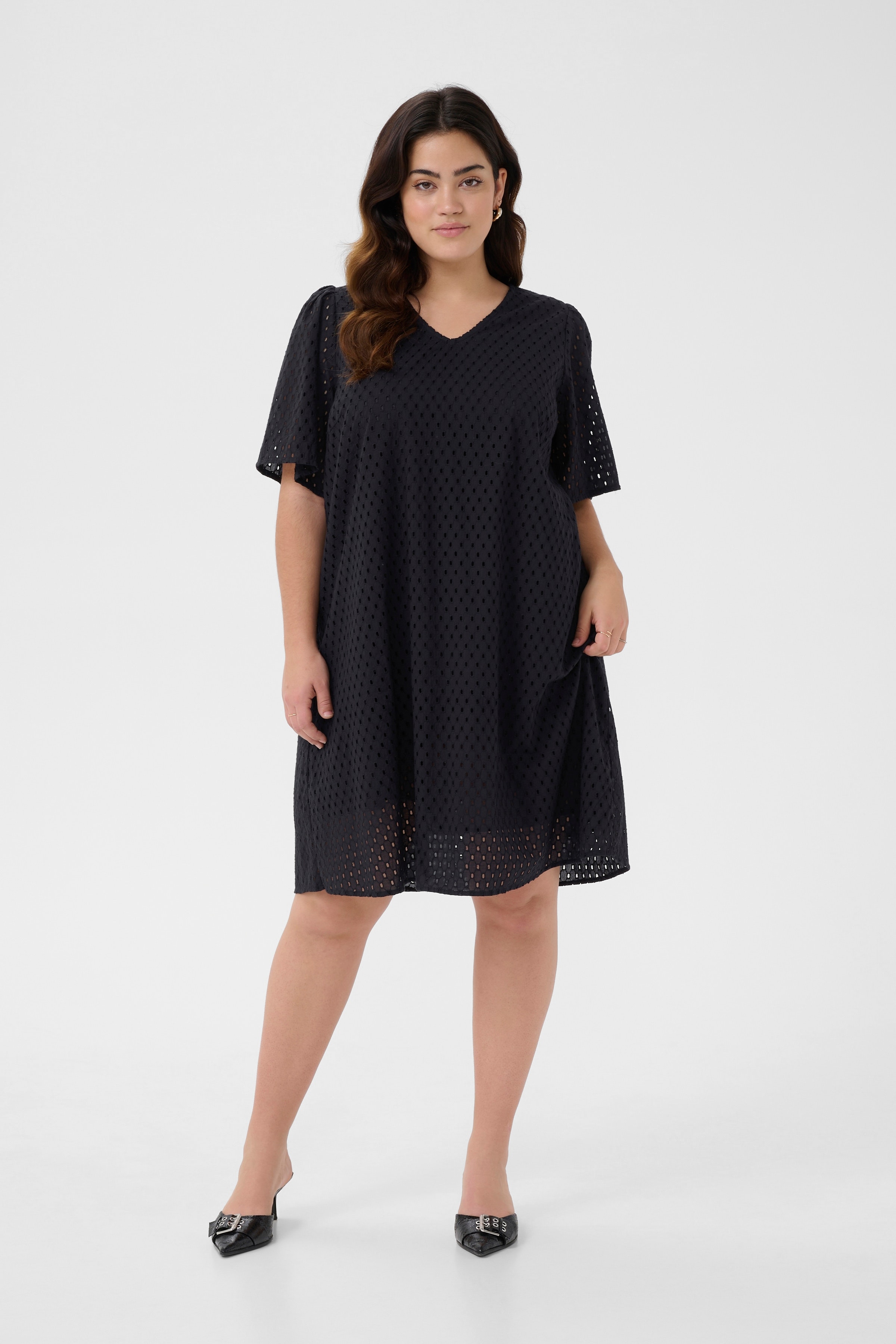 KCrubia Kleid LOOKBOOK FRONT 10583198-100121