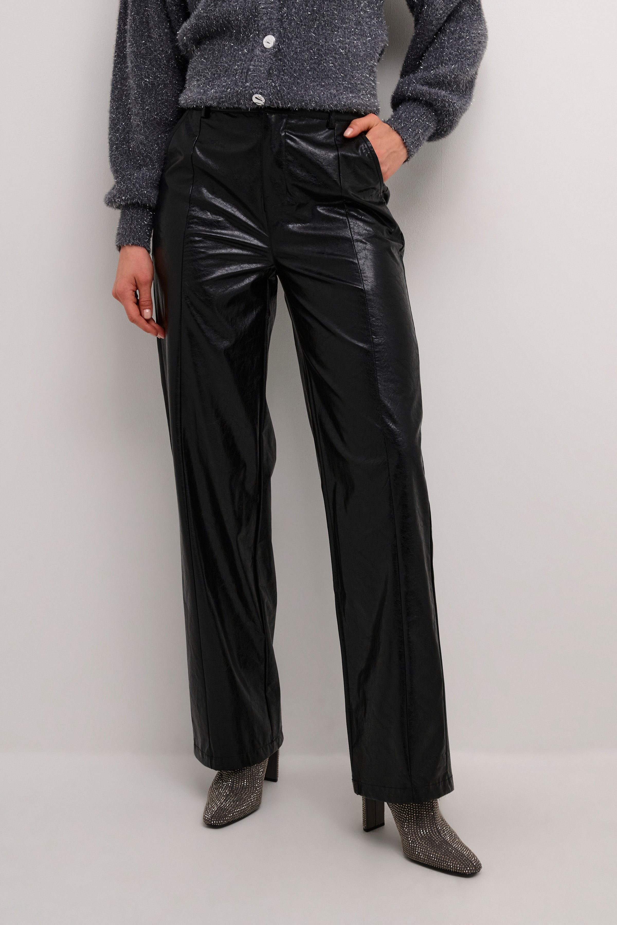 CRCandi Trousers LOOKBOOK FRONT 10612990-100120