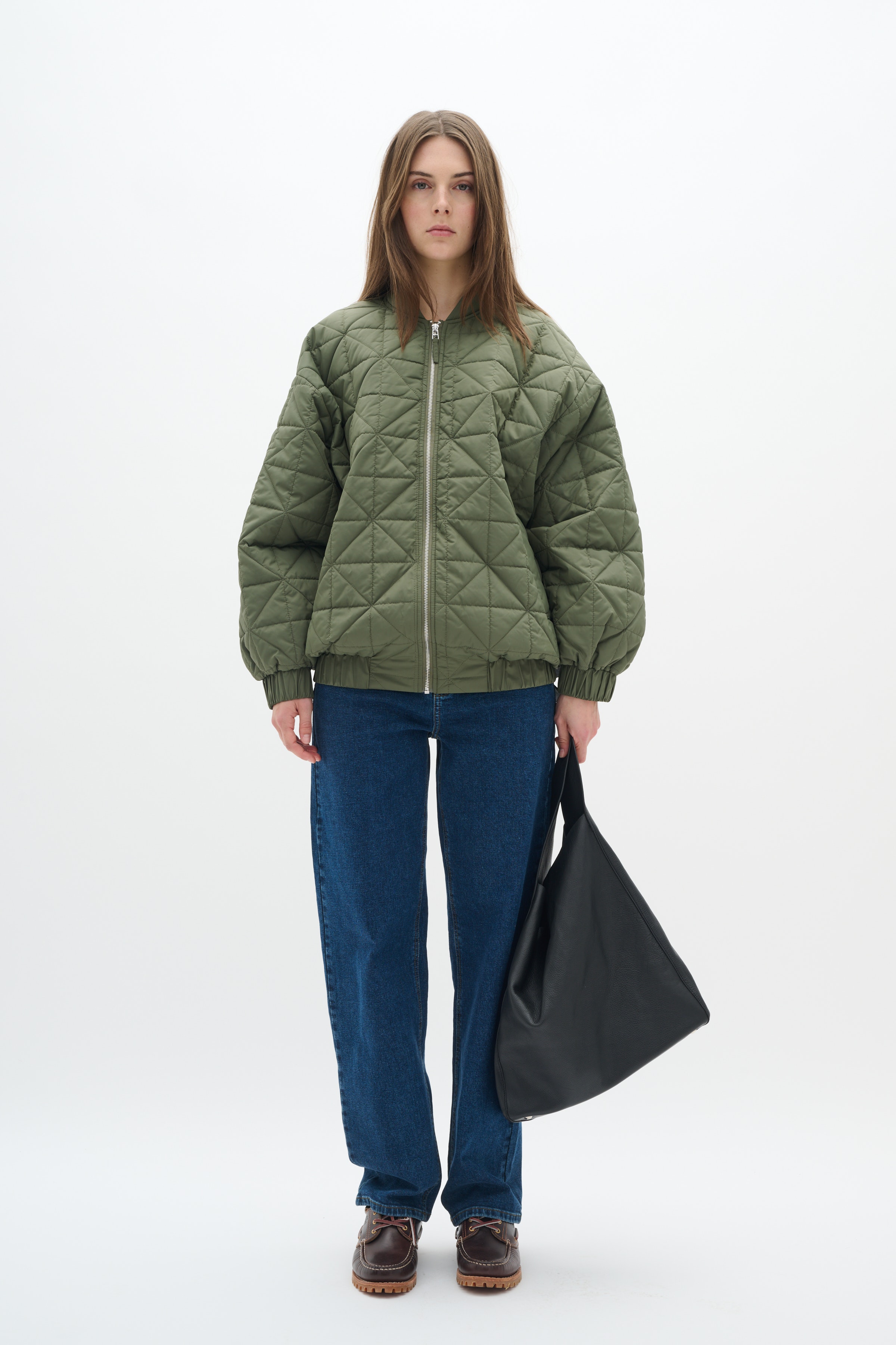 TeiganIW Outerwear LOOKBOOK FRONT 30109056-190312