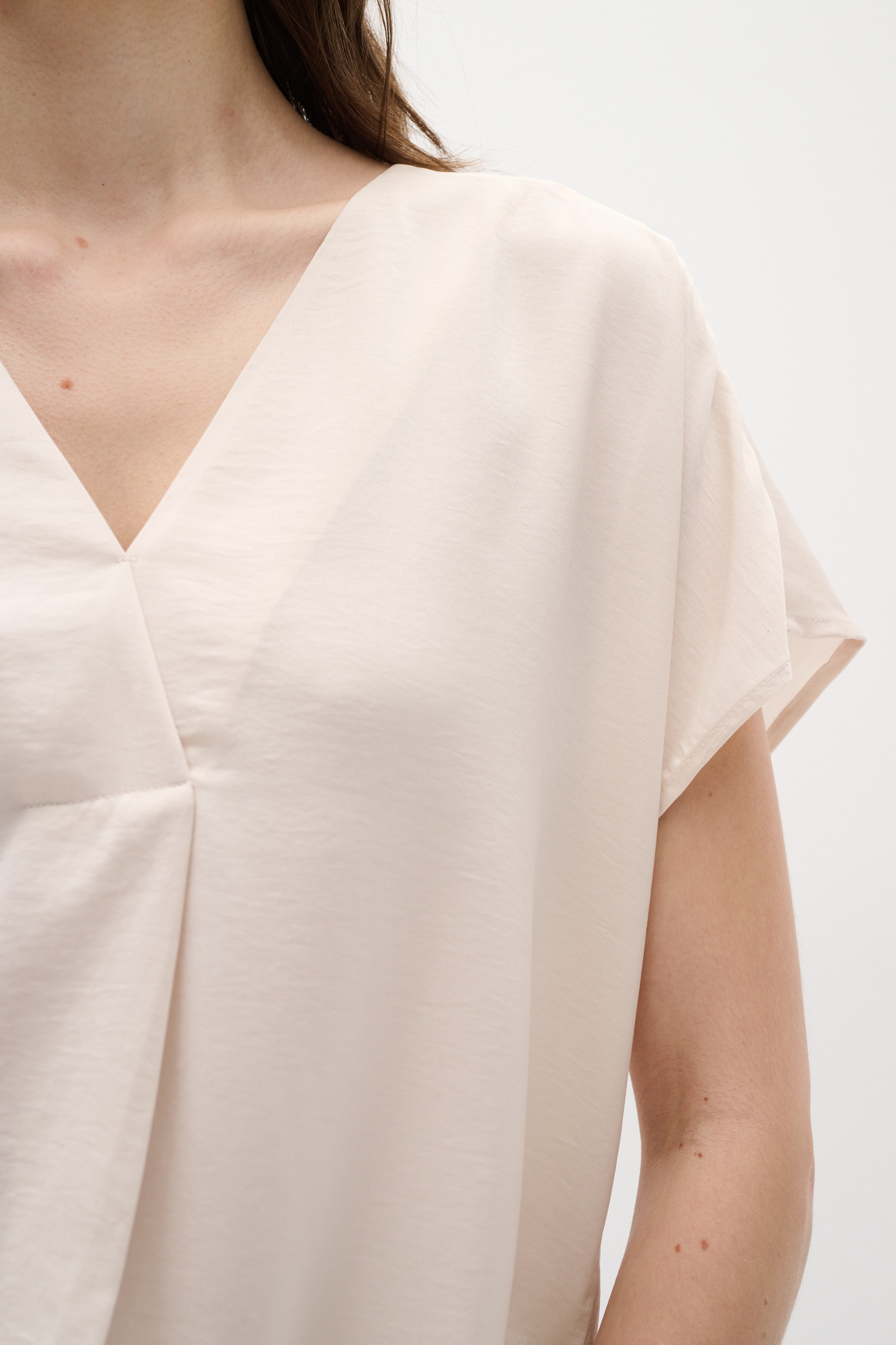 RindaIW Top LOOKBOOK DETAIL 30105188-10053