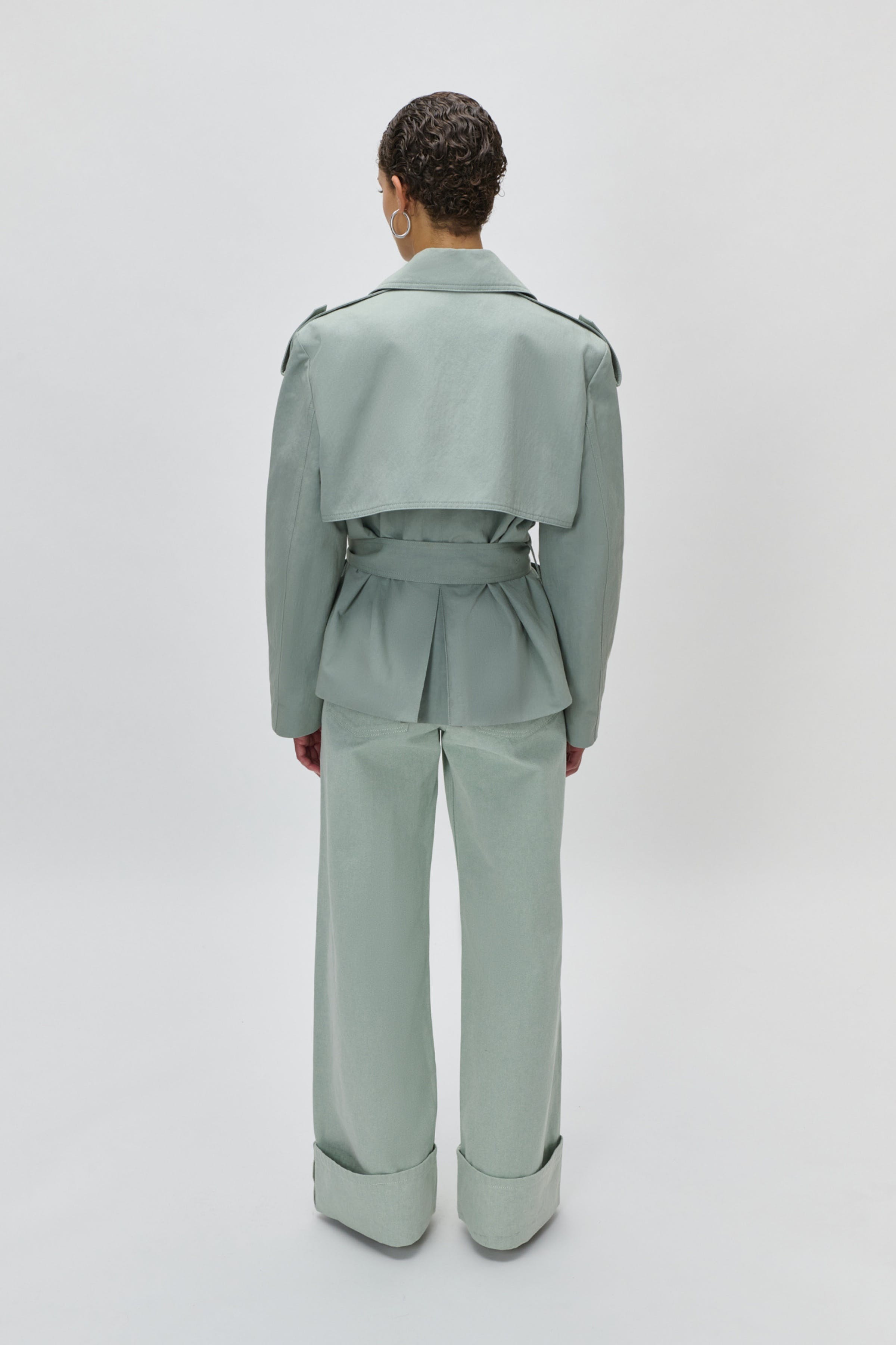 JUNE JACKE LOOKBOOK BACK 30600701-GR557