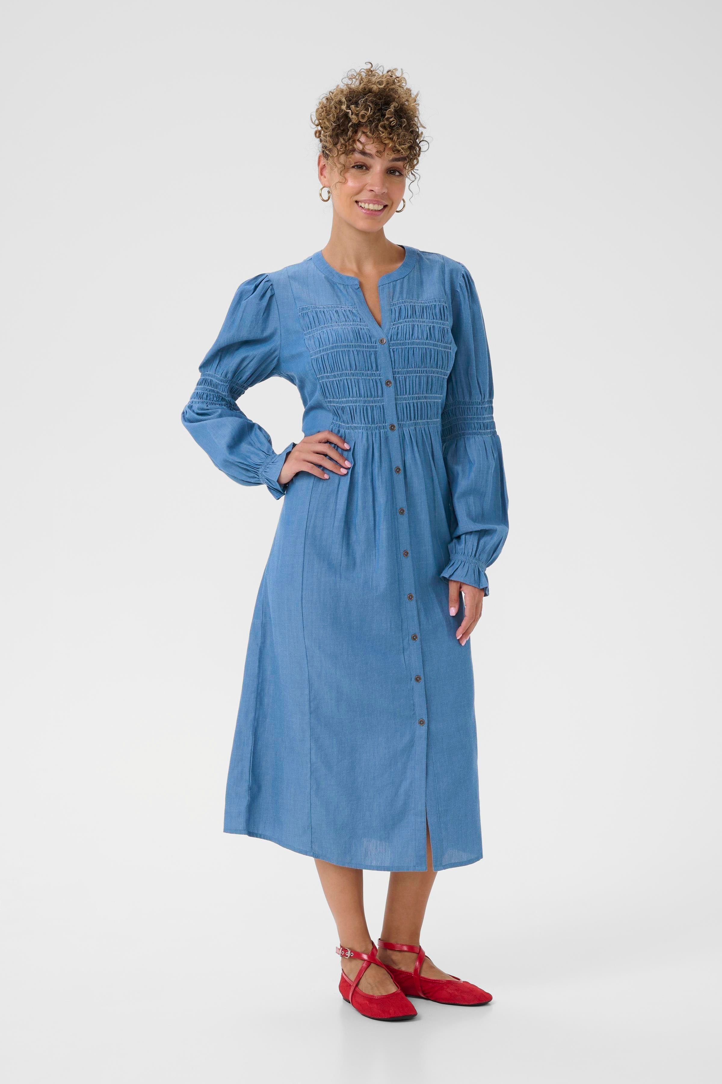 CRKami Dress LOOKBOOK FRONT 10613687-106971