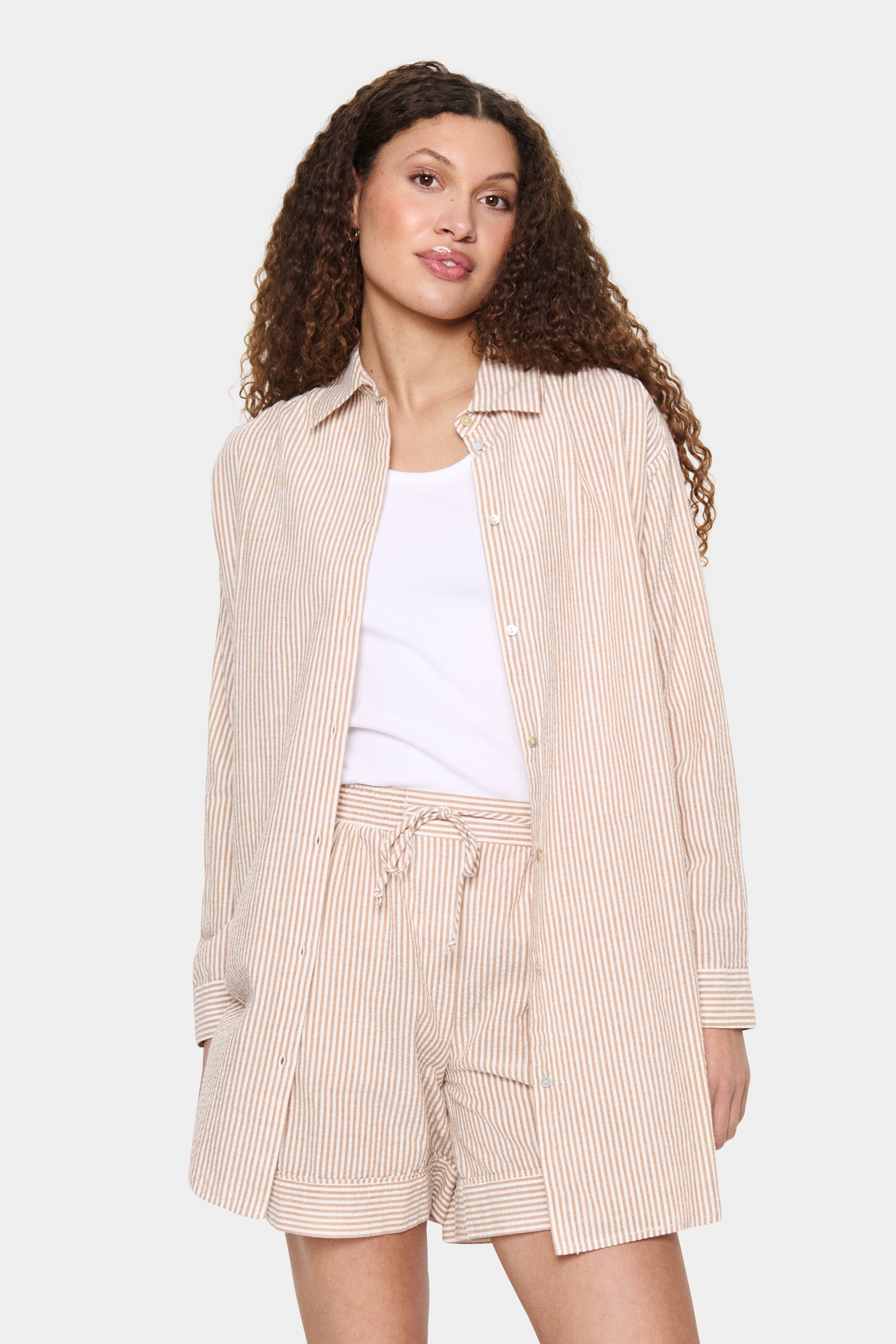 KiraSZ Skjorte LOOKBOOK FRONT 30514016-171134