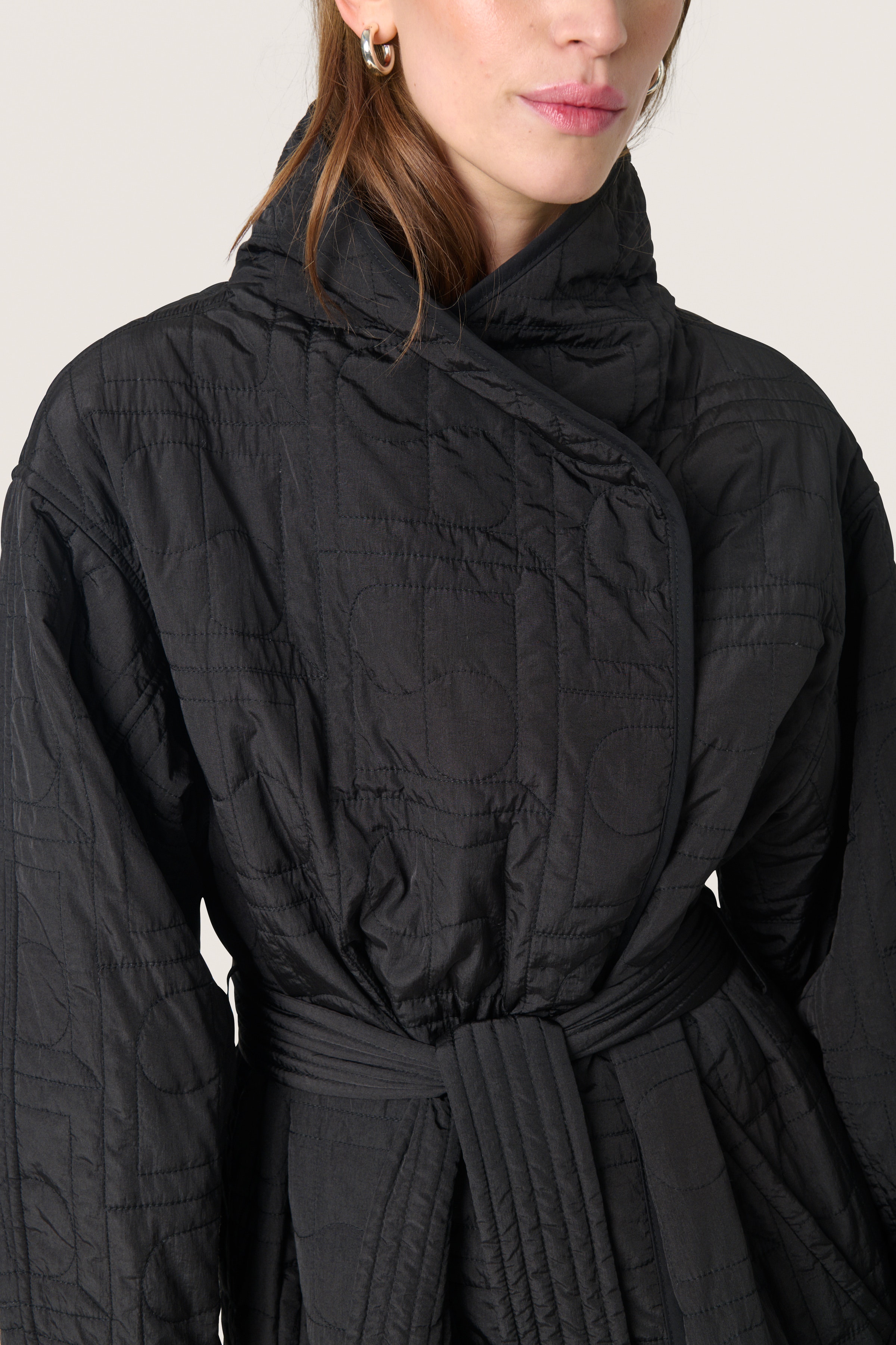 SLJackline Mantel LOOKBOOK DETAIL 30408388-194008